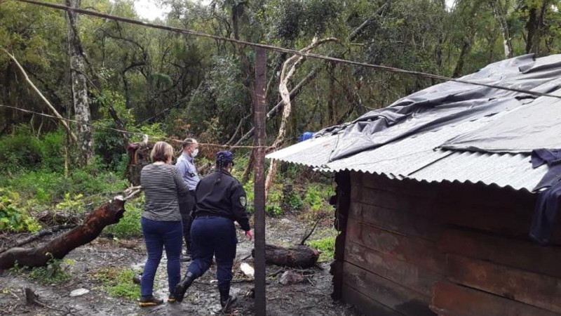 Dos niños de 5 y 7 años fallecieron tras tocar un alambre electrificado