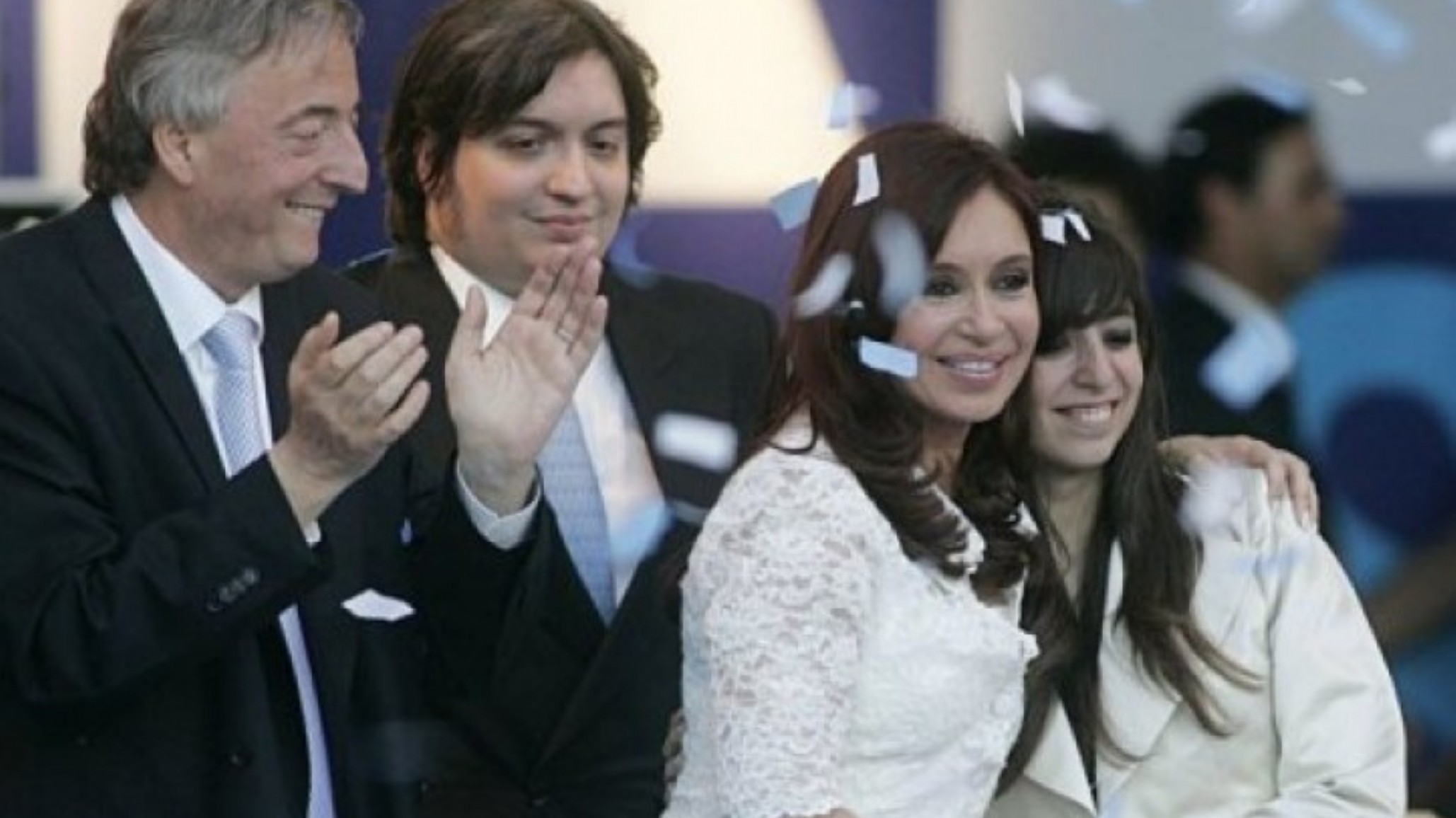 Florencia Kirchner recordó a Néstor Kirchner: “Secuencia de un abrazo”