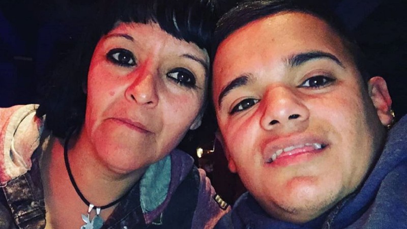 Brian Buley en su peor momento: Su mamá desapareció de su casa