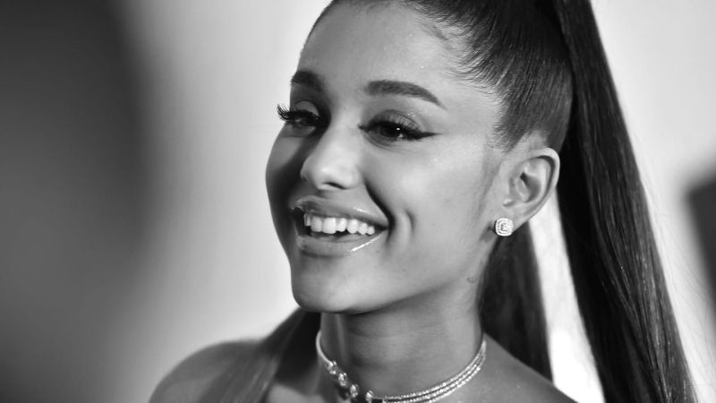 ¡Ariana Grande se volvió viral por un particular meme!
