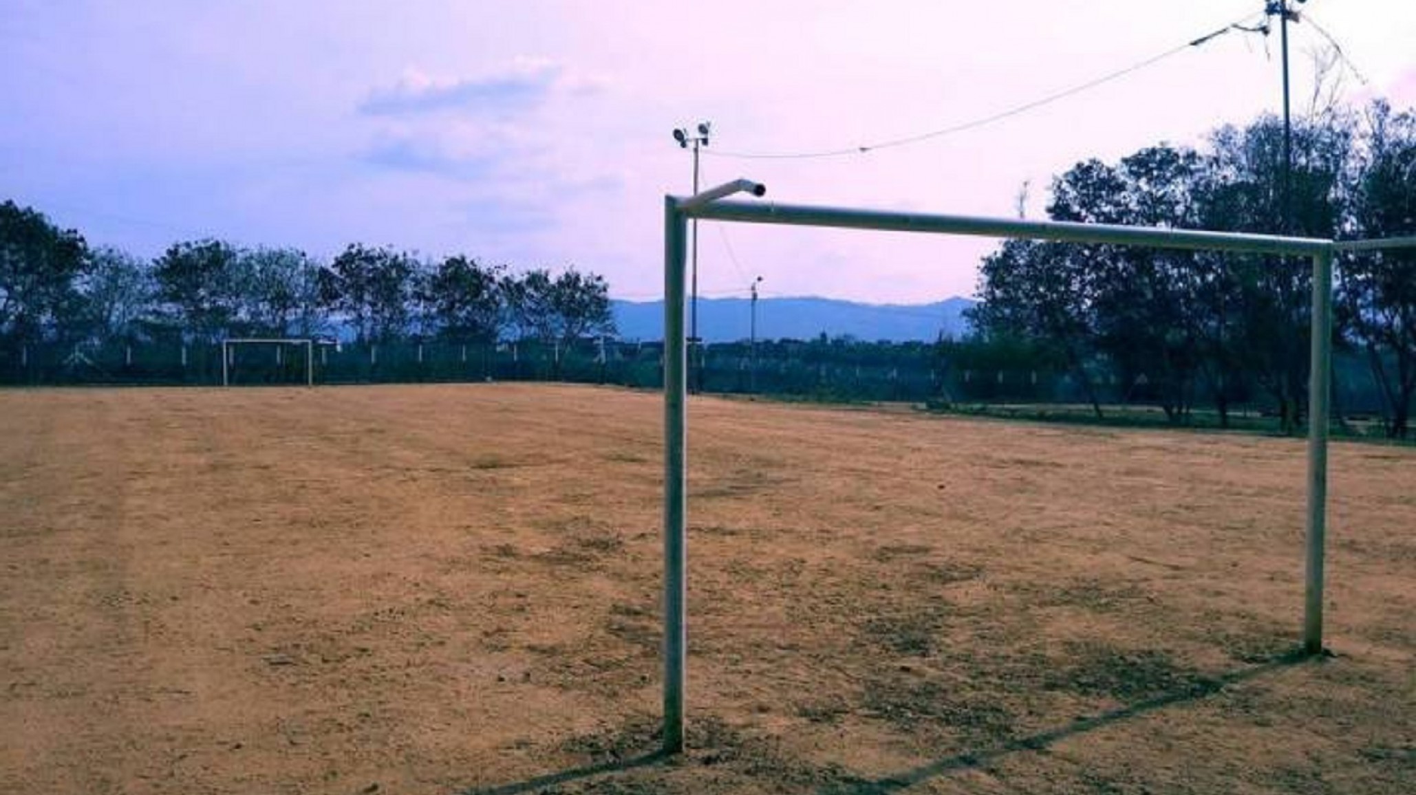 En plena cuarentena 11 personas disputaban un partido de fútbol en Comodoro: 8 eran menores