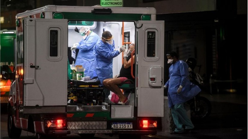 Coronavirus: Se registraron 12 muertes y 717 contagios