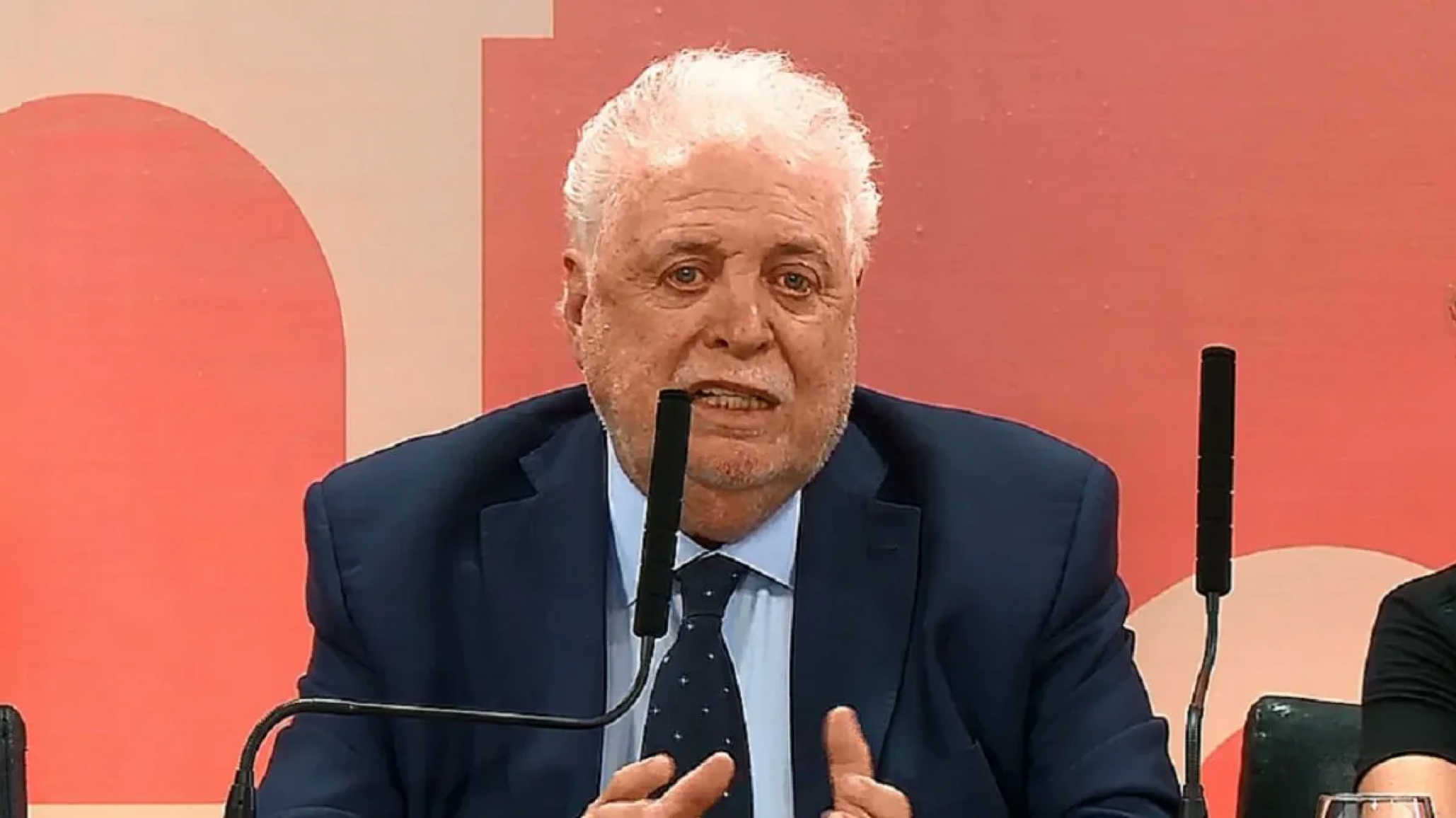 Ginés González García trató de “especuladores políticos” a los anticuarentena