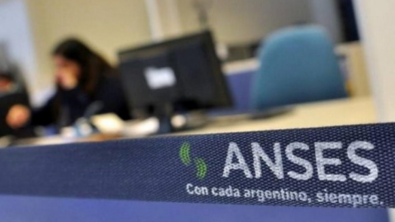 ANSES: Siguen cobrando beneficiarios de IFE y pensionados