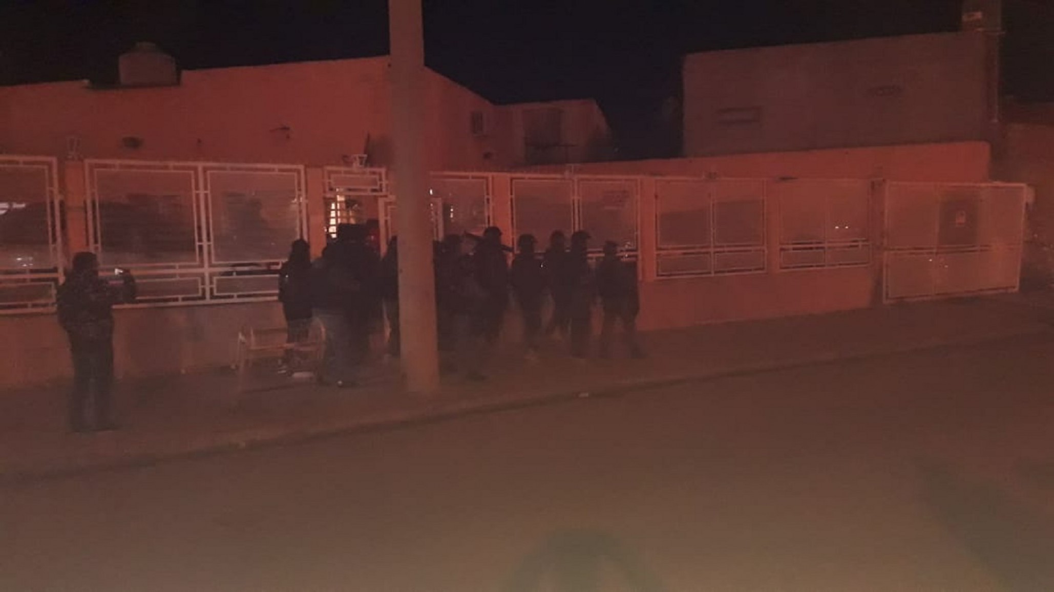 22 allanamientos en Comodoro por robo y hurto: se secuestraron armas, drogas y gran cantidad de dinero