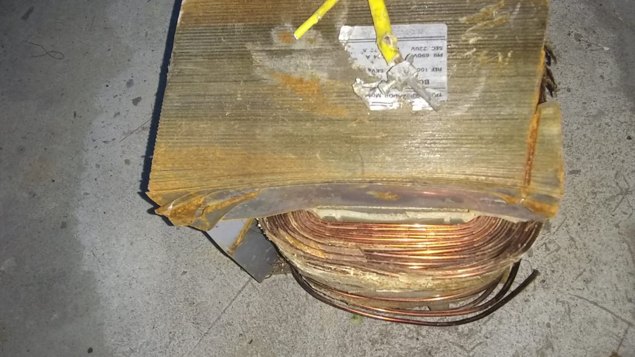 16 allanamientos por robo de cobre en YPF y SCPL