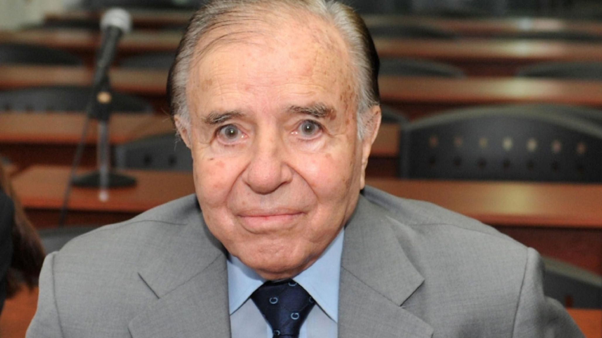 Internaron de urgencia al expresidente Carlos Menem