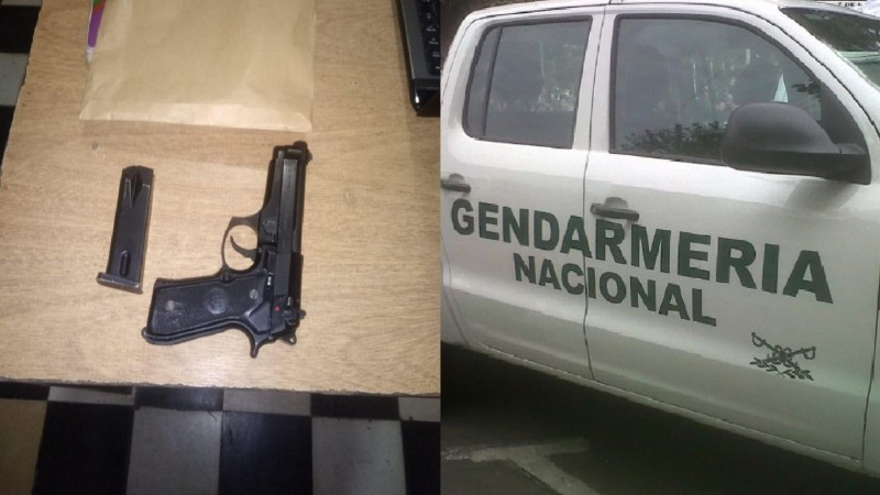 Dos gendarmes vestidos de civil se enfrentaron a los tiros