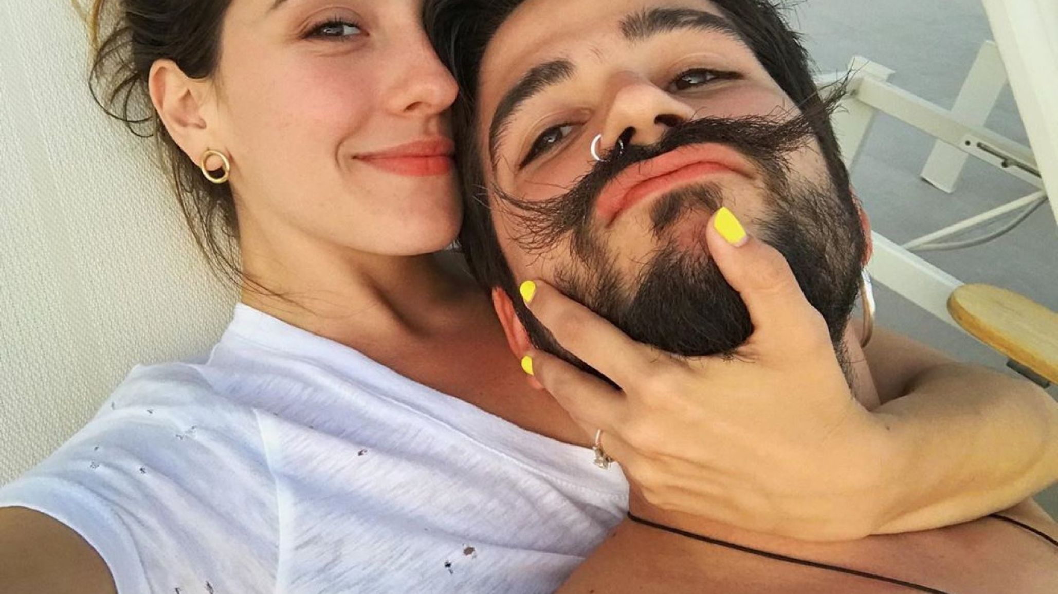 “Se goza barato” Camilo mostró sus habilidades con Evaluna
