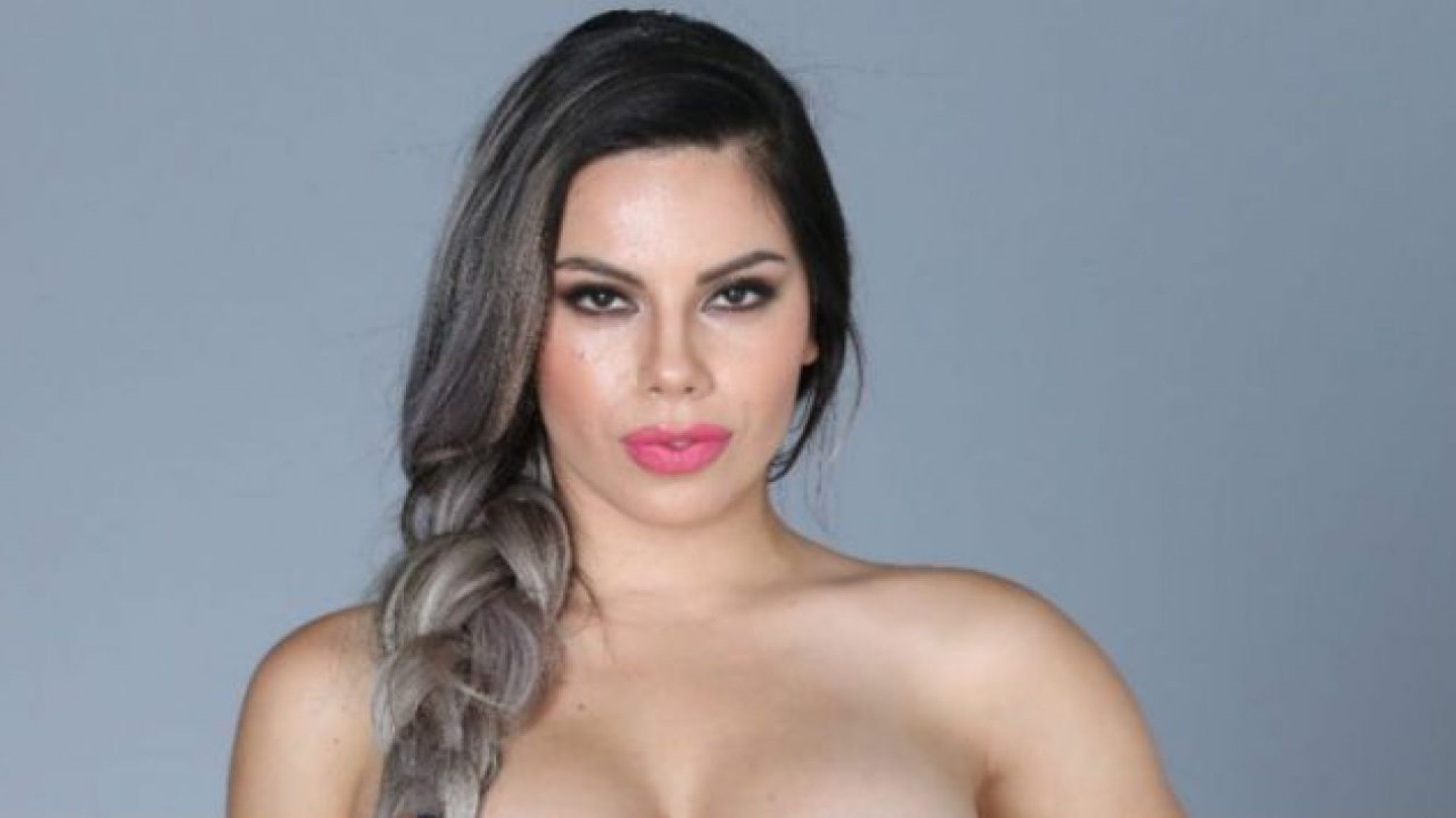 “Esas extensiones baratas” A Lizbeth Rodríguez le dieron donde más le duele