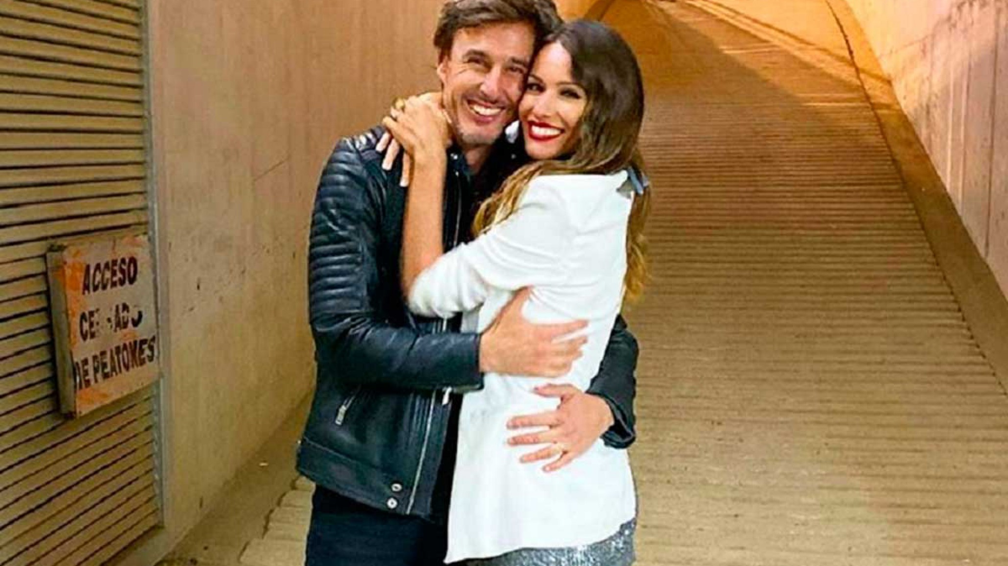 Pampita y Roberto García Moritán hacen frente a la pandemia con solidaridad