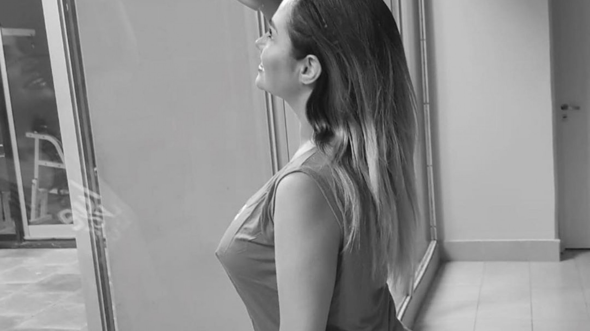 La osada foto de Belén Francese mientras se recupera del covid-19: ”Que me importa”