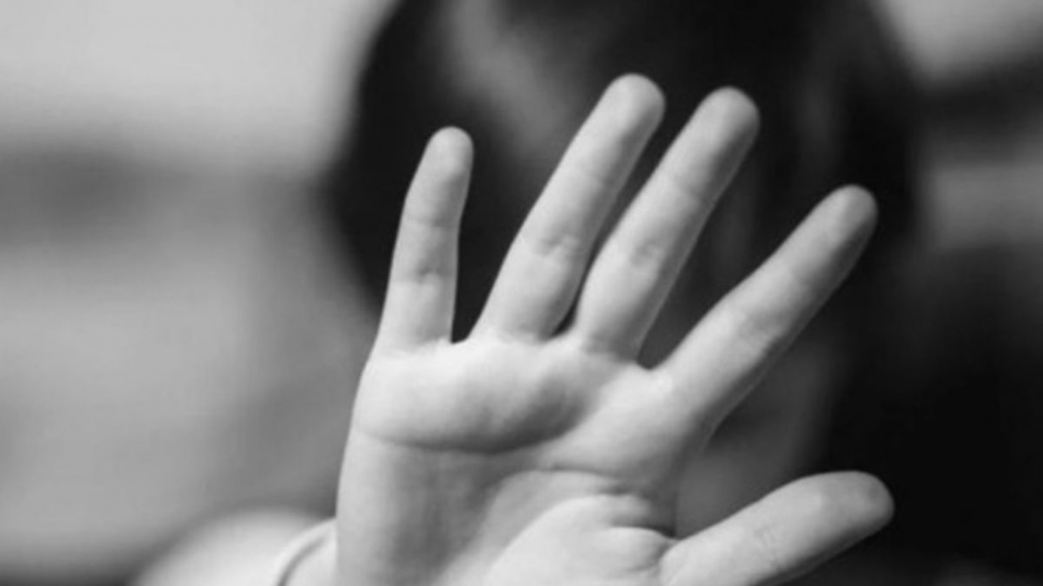 Horror: Un adolescente de 14 años abusó de su vecinito de 10