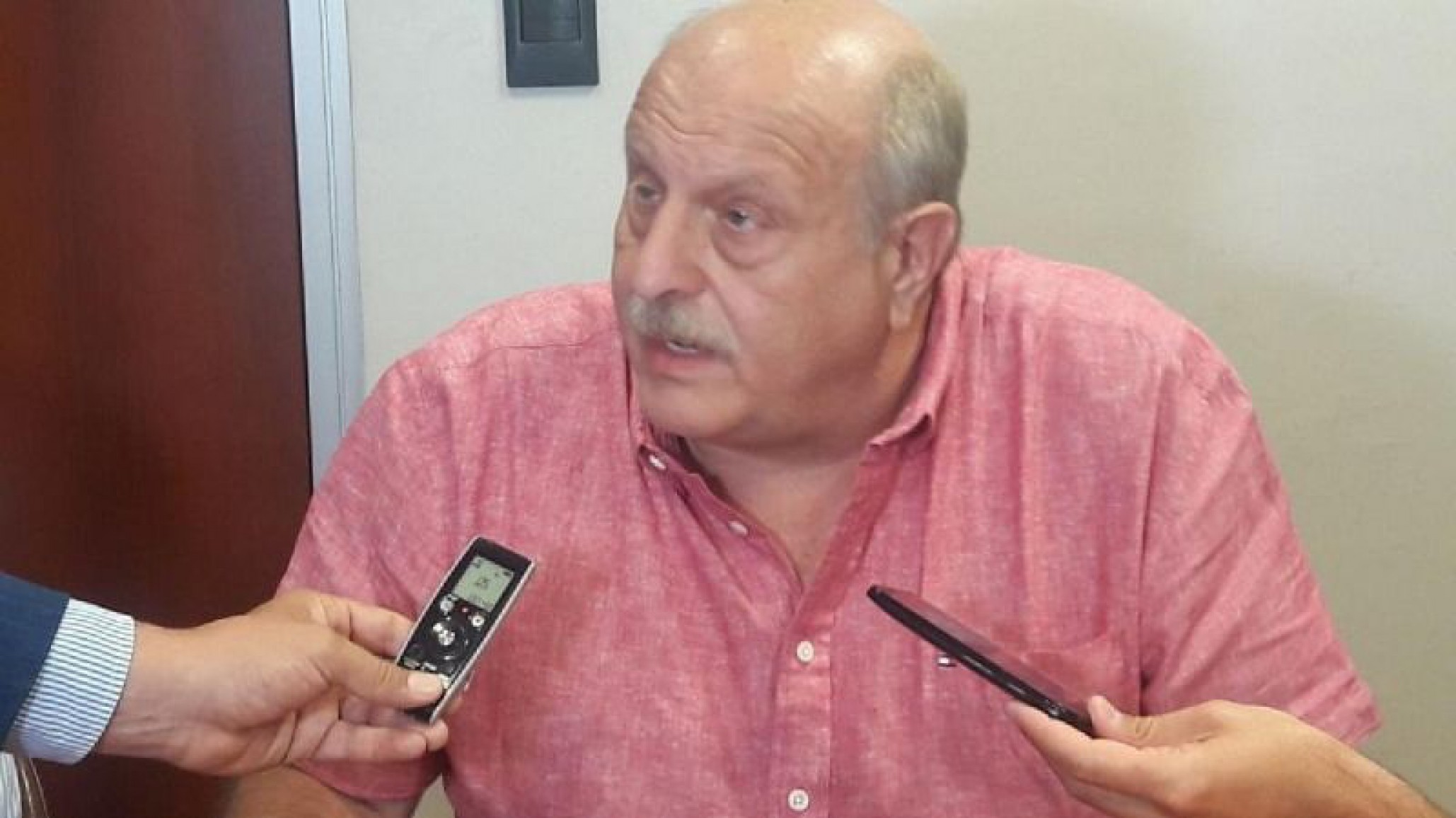 El titular de la UCR apuntó contra Macri