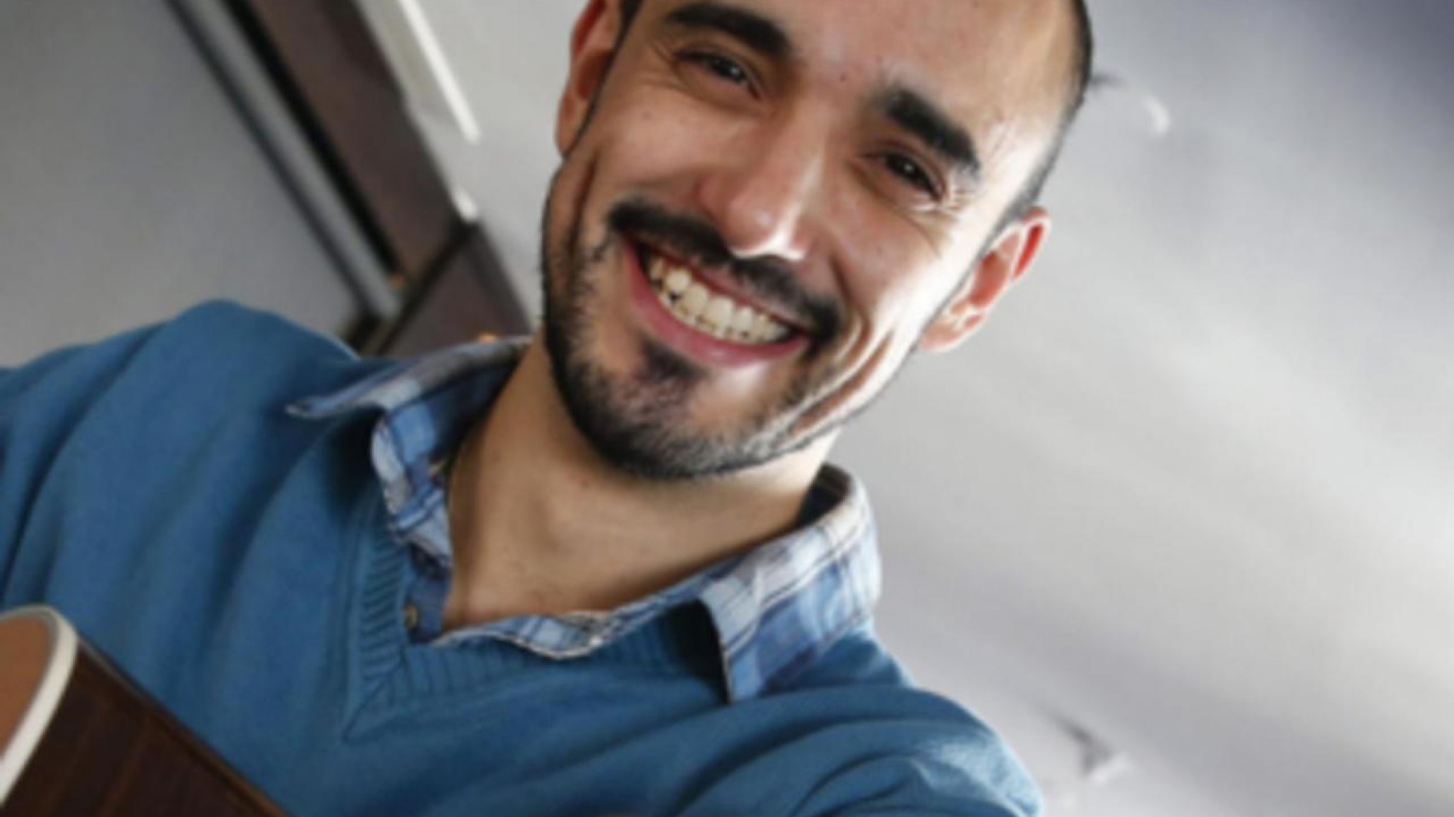 ¡Irreconocible! Abel Pintos cumple 25 años de su primer concierto: ”En mi querida escuela”