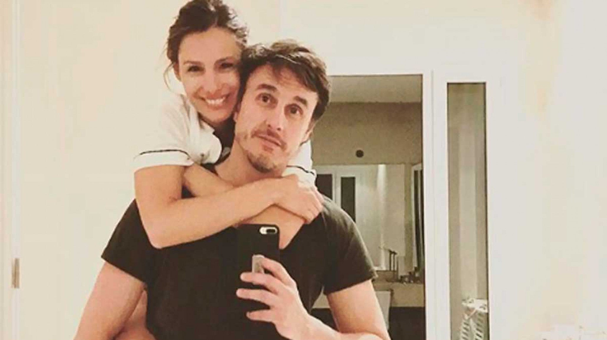 Pampita reveló si desea tener más hijos: “El otro día dije que sí y después pensé”