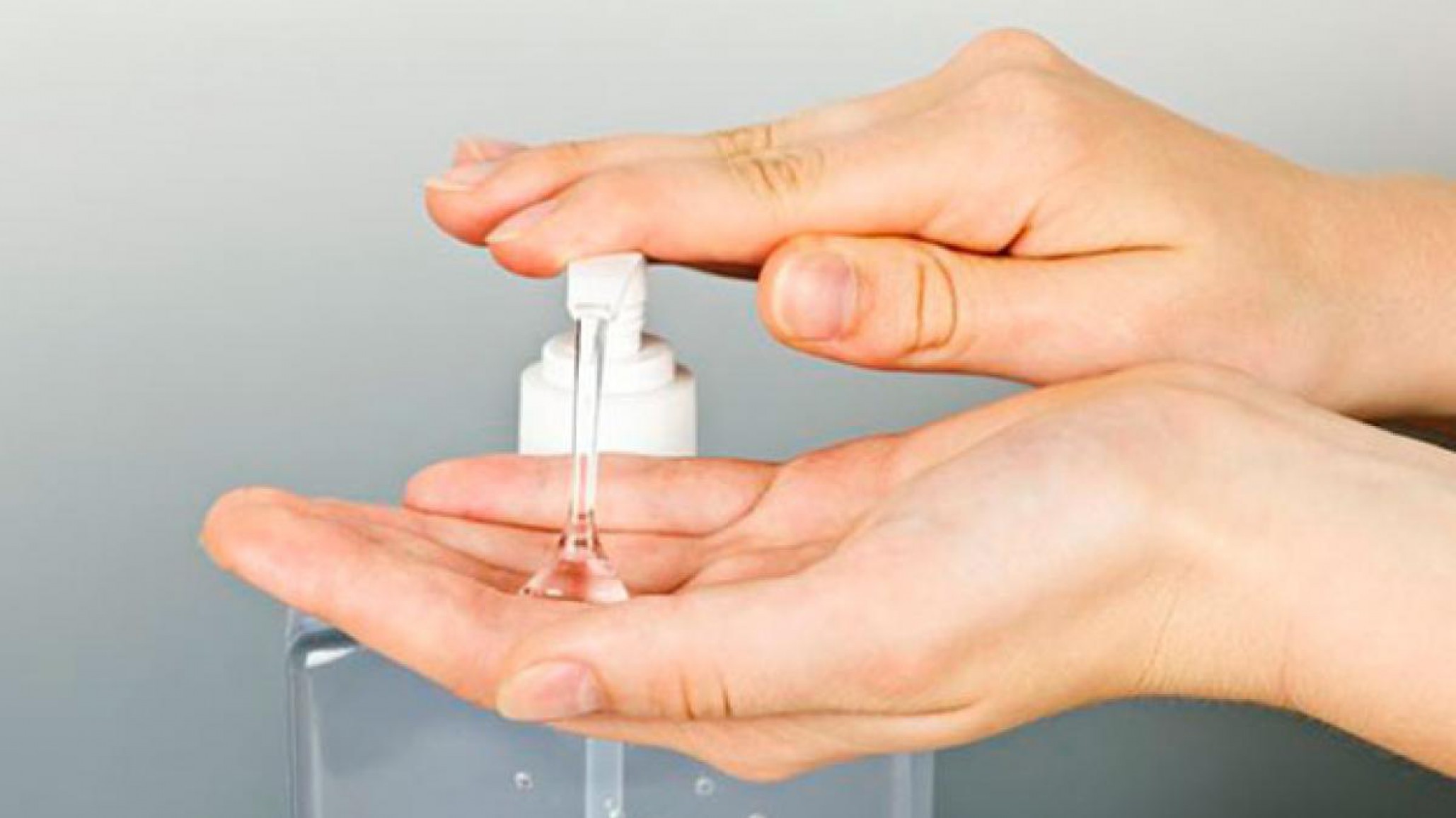 La ANMAT prohibió un alcohol en gel