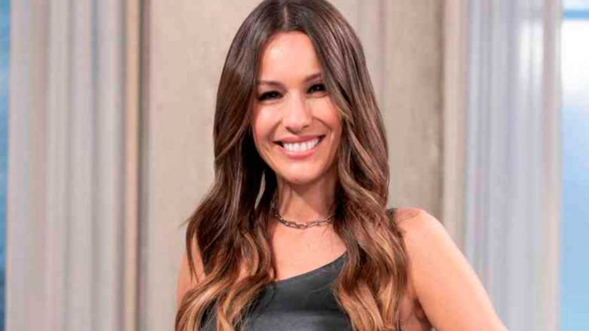 Pampita estuvo en el primer programa de “Mujeres” y se animó a un picante cuestionario