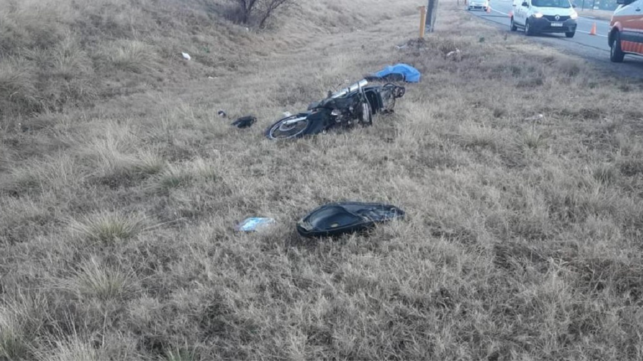 Ladrón muere en el acto tras accidentarse en una moto robada