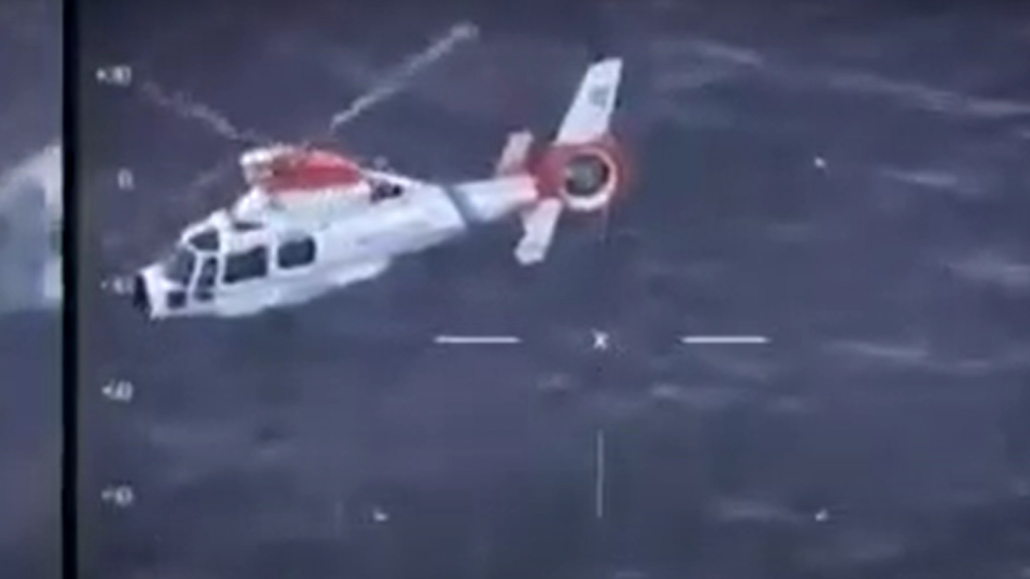 Prefectura evacuó con un helicóptero a un tripulante con apendicitis