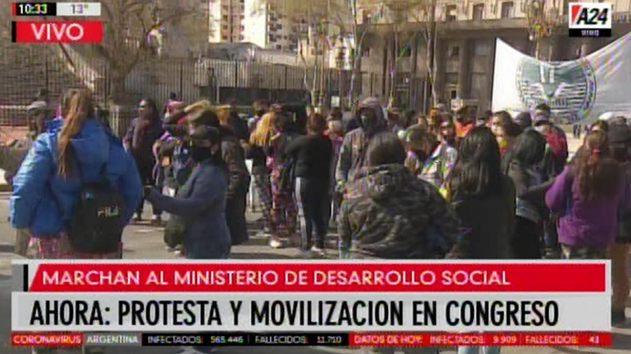 Manifestación frente al Ministerio de Desarrollo Social