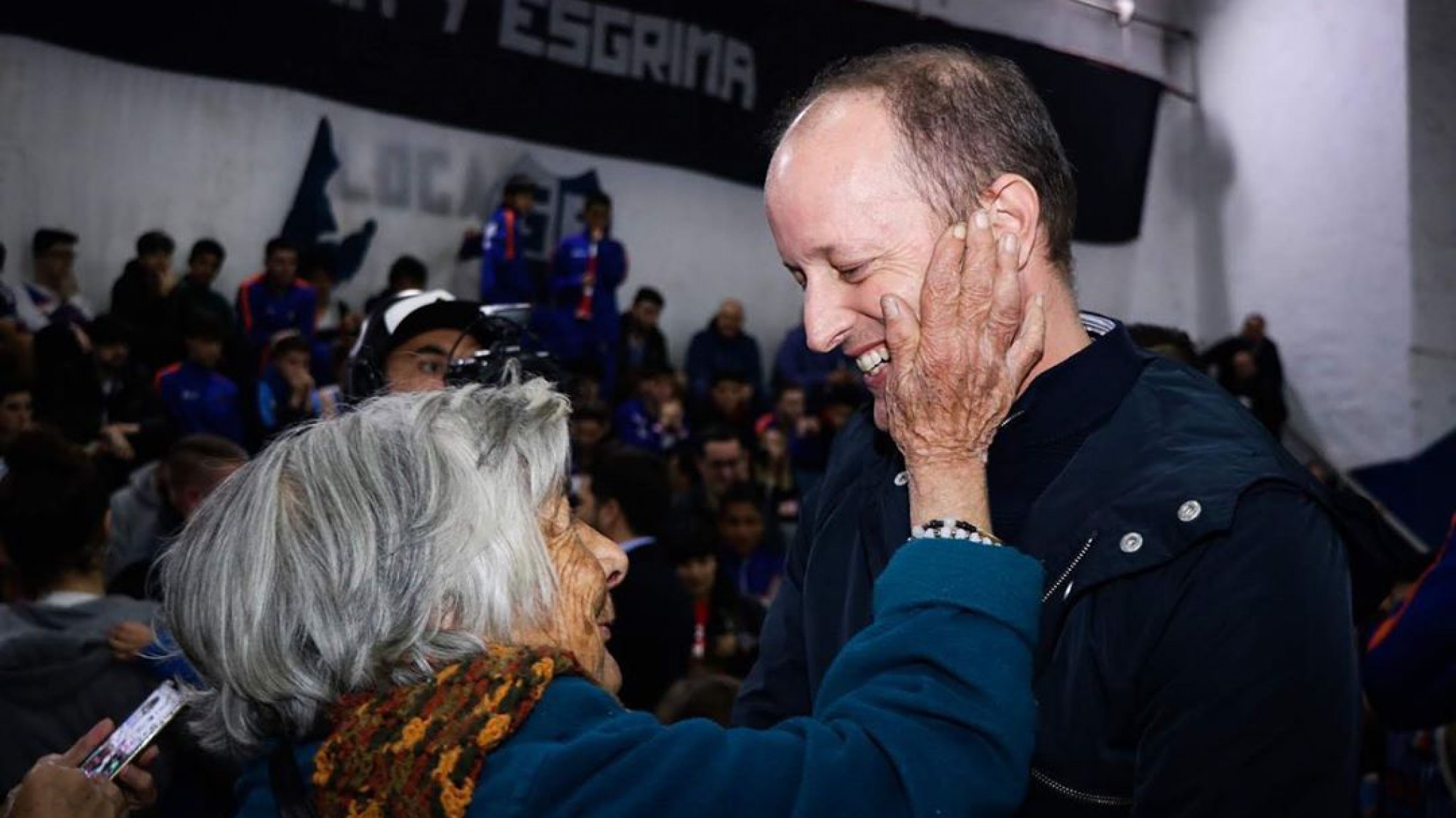El mensaje de Martín Insaurralde en el Día del Jubilado: ”Sigan cuidándose más que nunca”