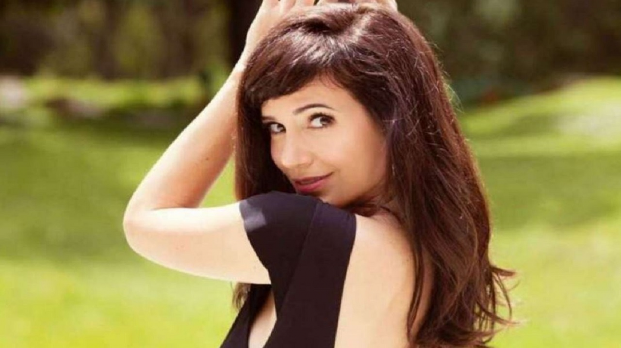 Griselda Siciliani y un look hot desde el suelo