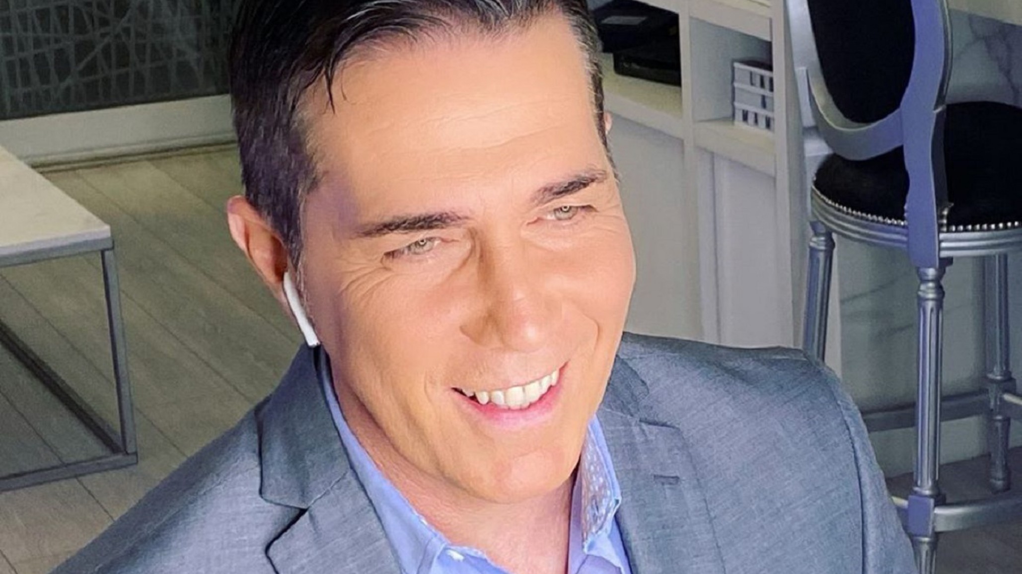 Rodolfo Barili habló de su hermana y se animó a compartir una foto del pasado: ”Si. El de la foto soy yo”