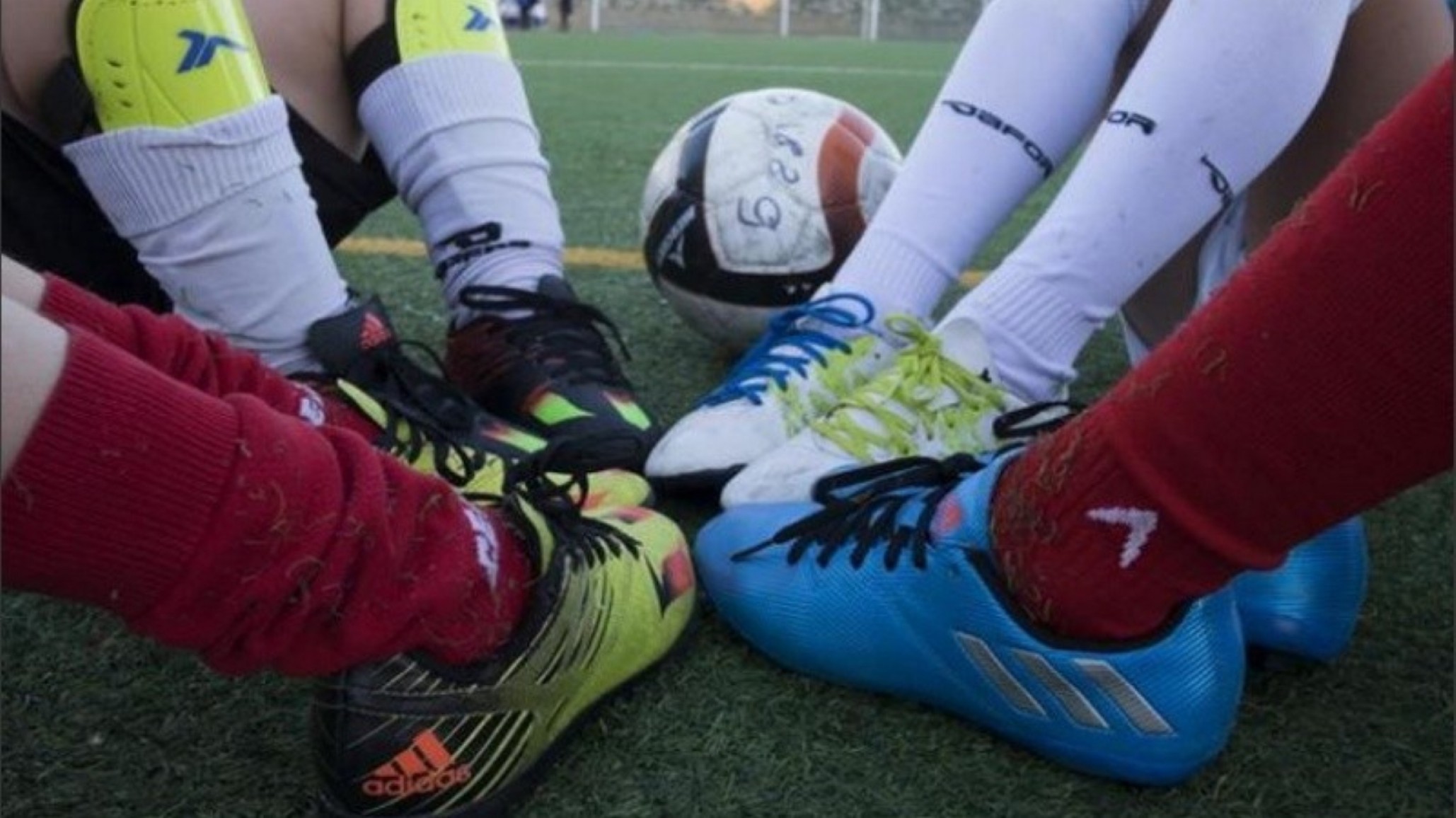 Un entrenador de fútbol acusado de abuso sexual de tres menores