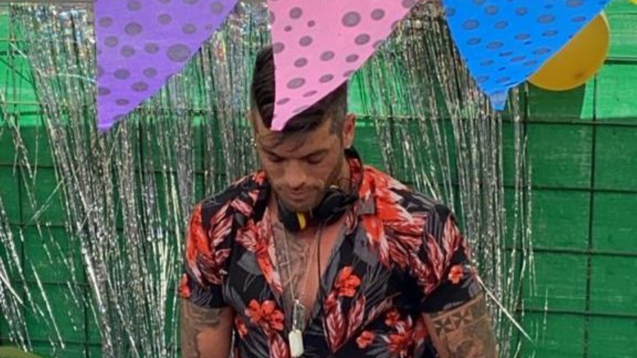 Hubo una fiesta clandestina con 250 personas ¿Cristian U fue dj?