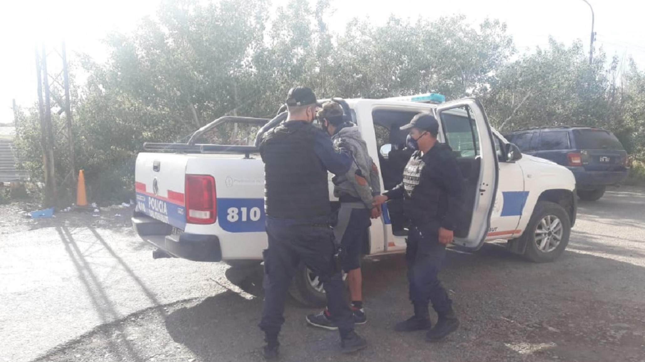 Joven entró por la fuerza a una vivienda y amenazó con un arma blanca a la dueña