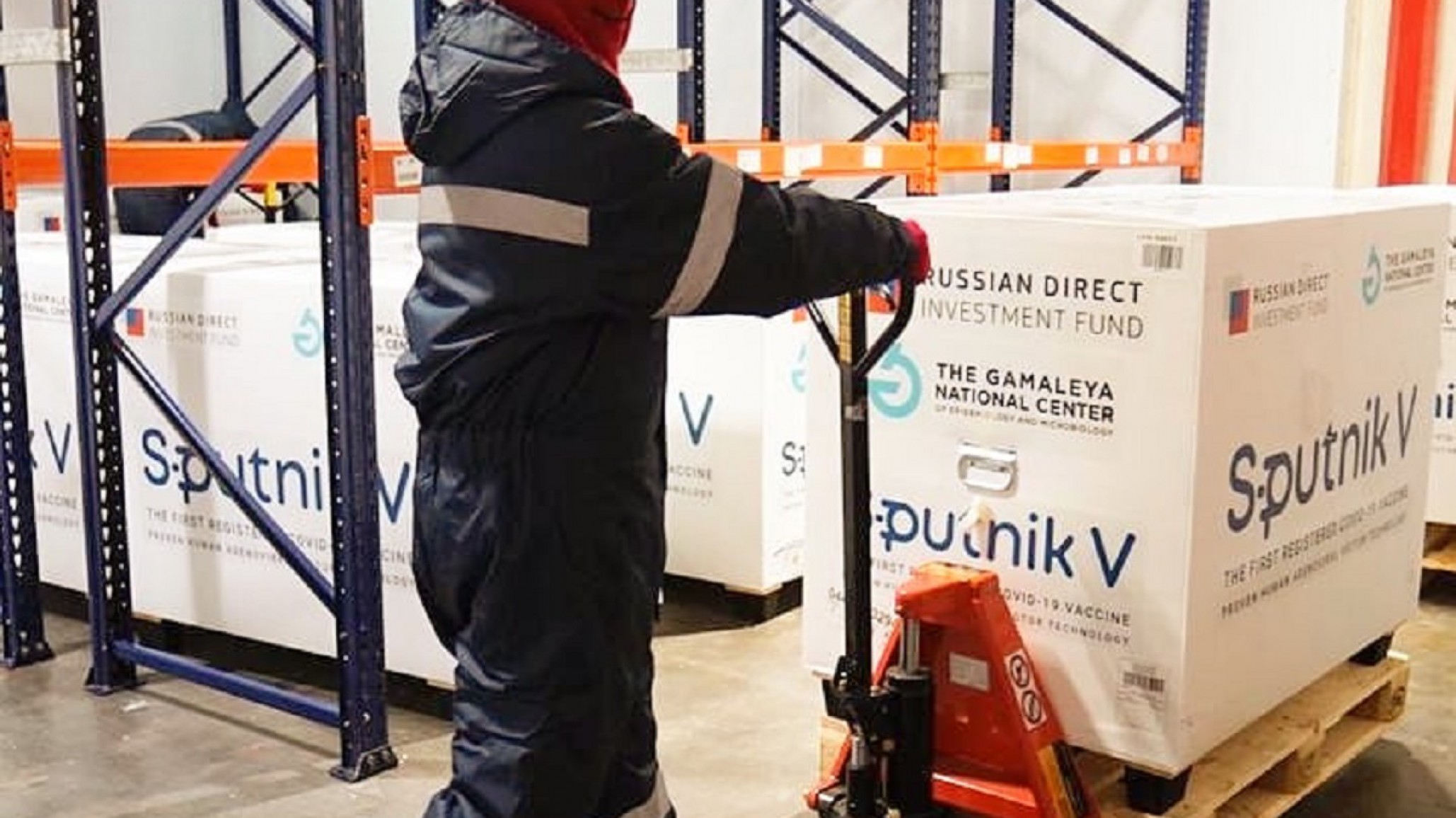 Ginés González García: ”Comienza la Campaña de Vacunación más importante de nuestra historia”