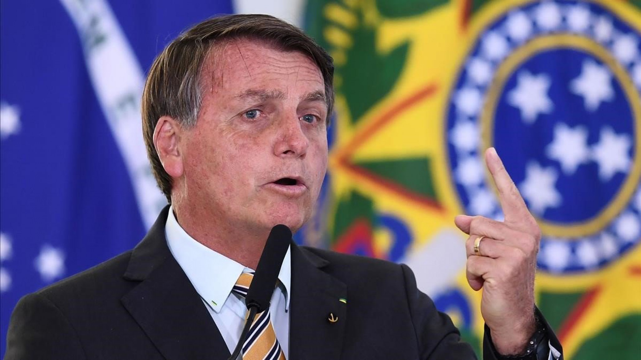 Bolsonaro contra el aborto en Argentina: “Lamento la vida de los niños argentinos”