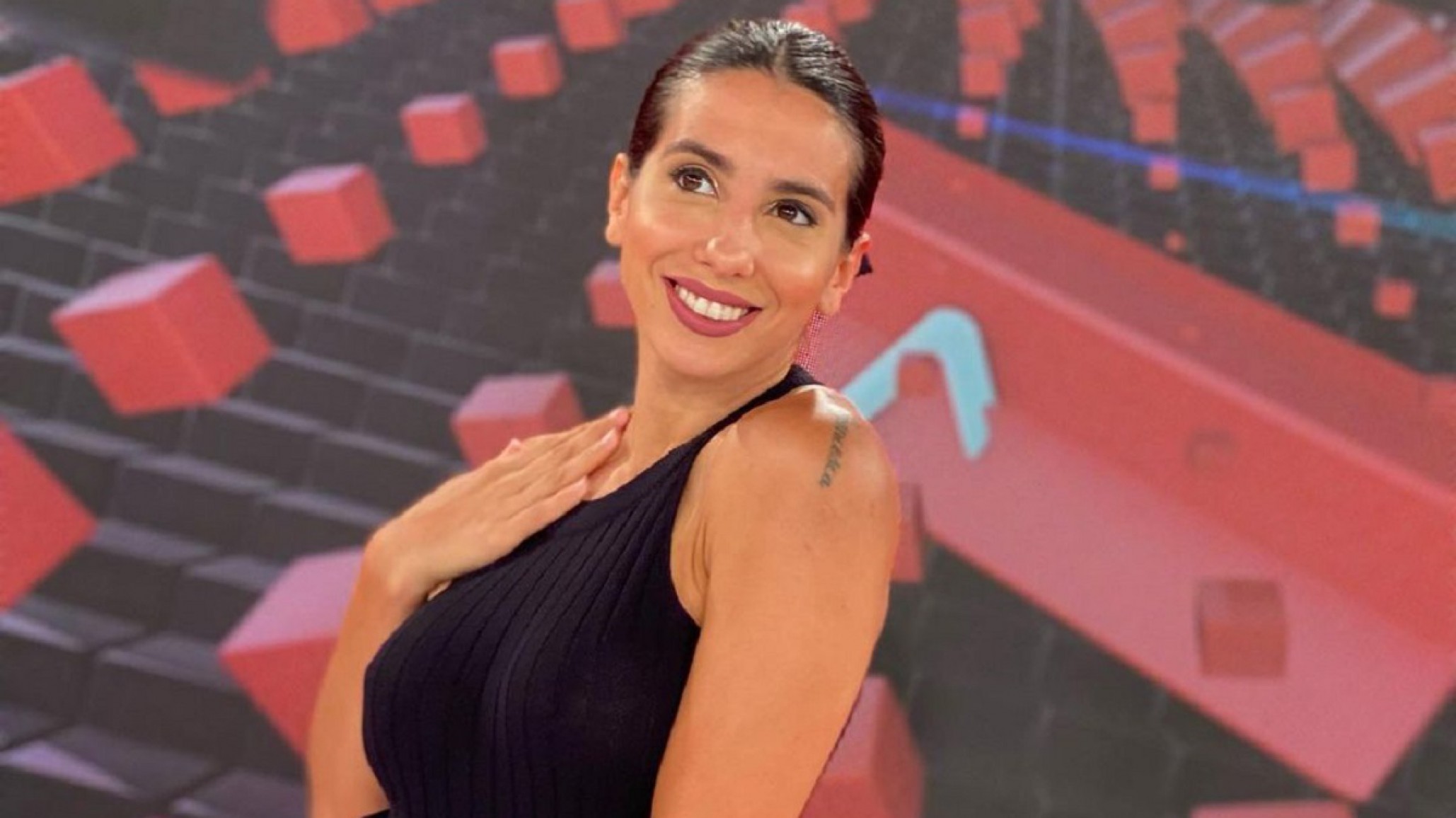 Cinthia Fernández bailó en microbikini y explotaron las redes ¡Bomba!