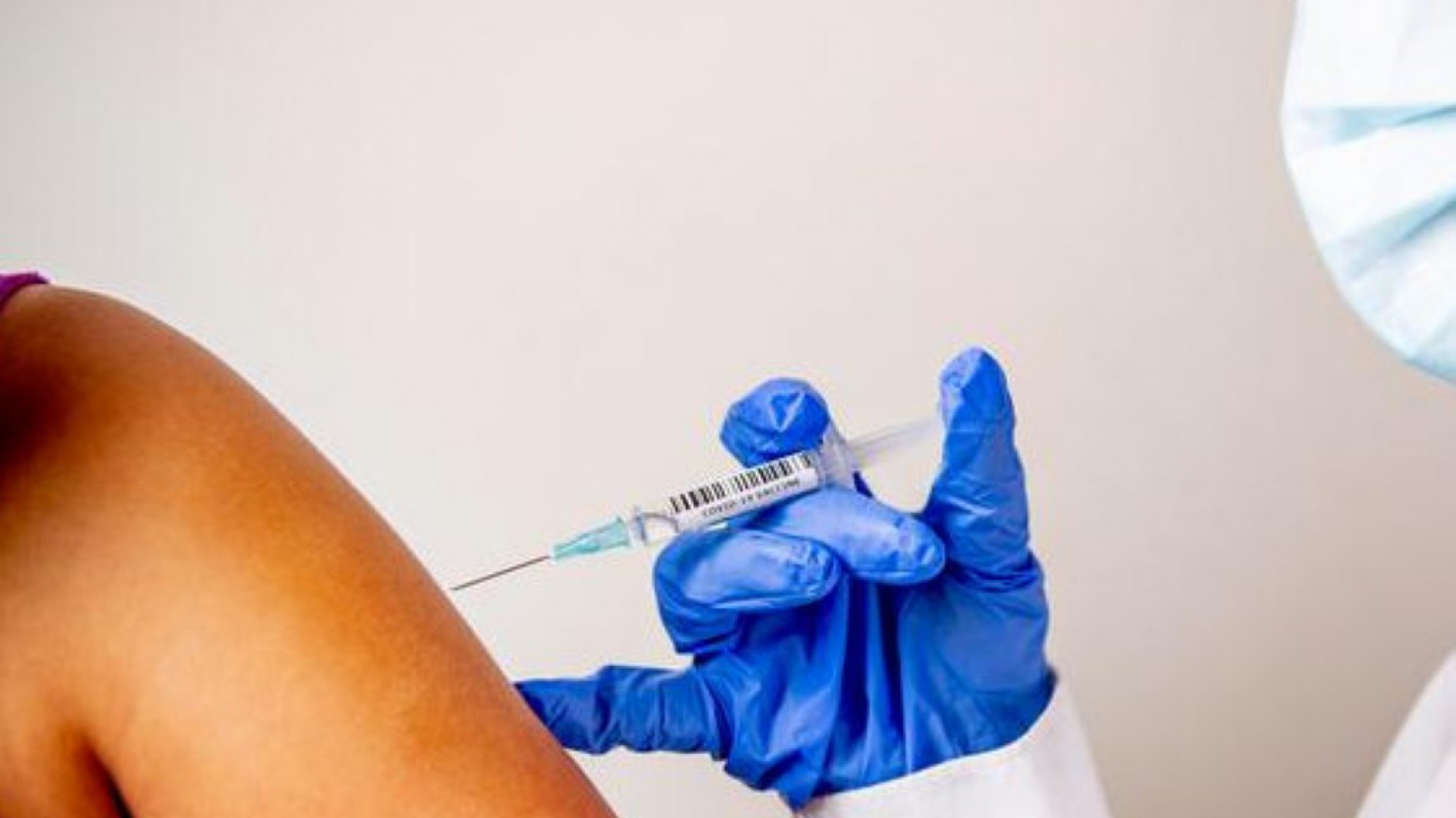 La vacunación para adolescentes que están siendo priorizados ya está abierta en Chubut