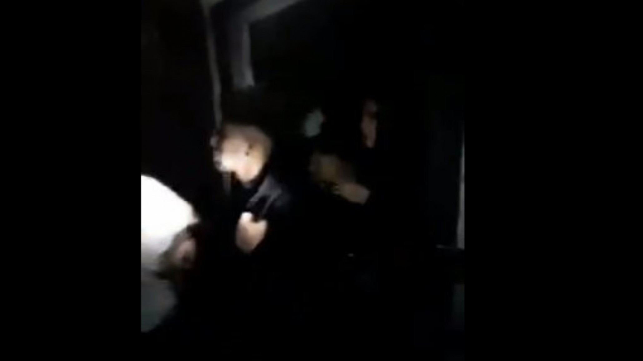 Fiesta clandestina: Así huían 200 personas que se juntaron a celebrar en Comodoro