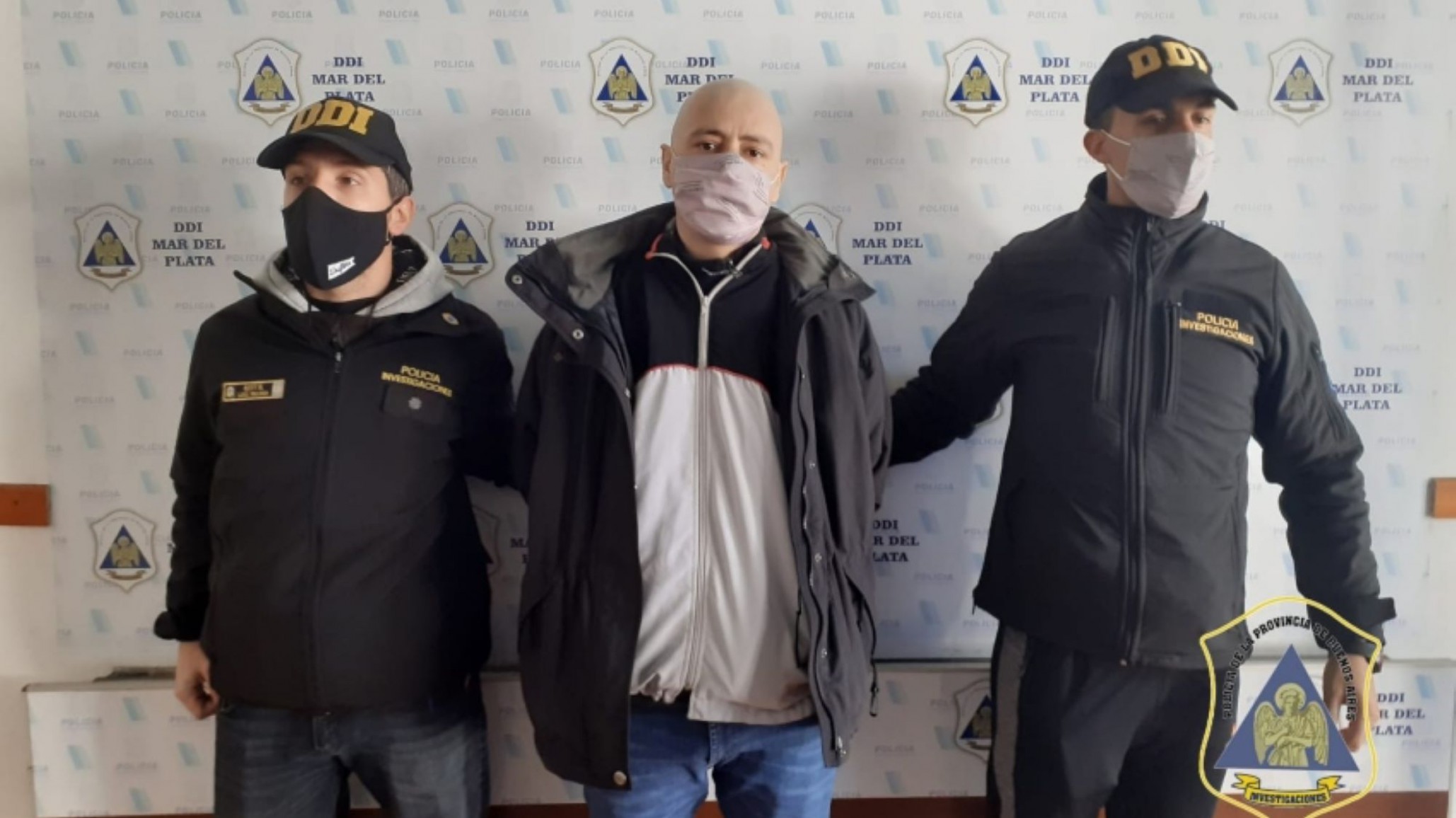 Estaba prófugo y lo recapturaron cuando se fue a vacunar