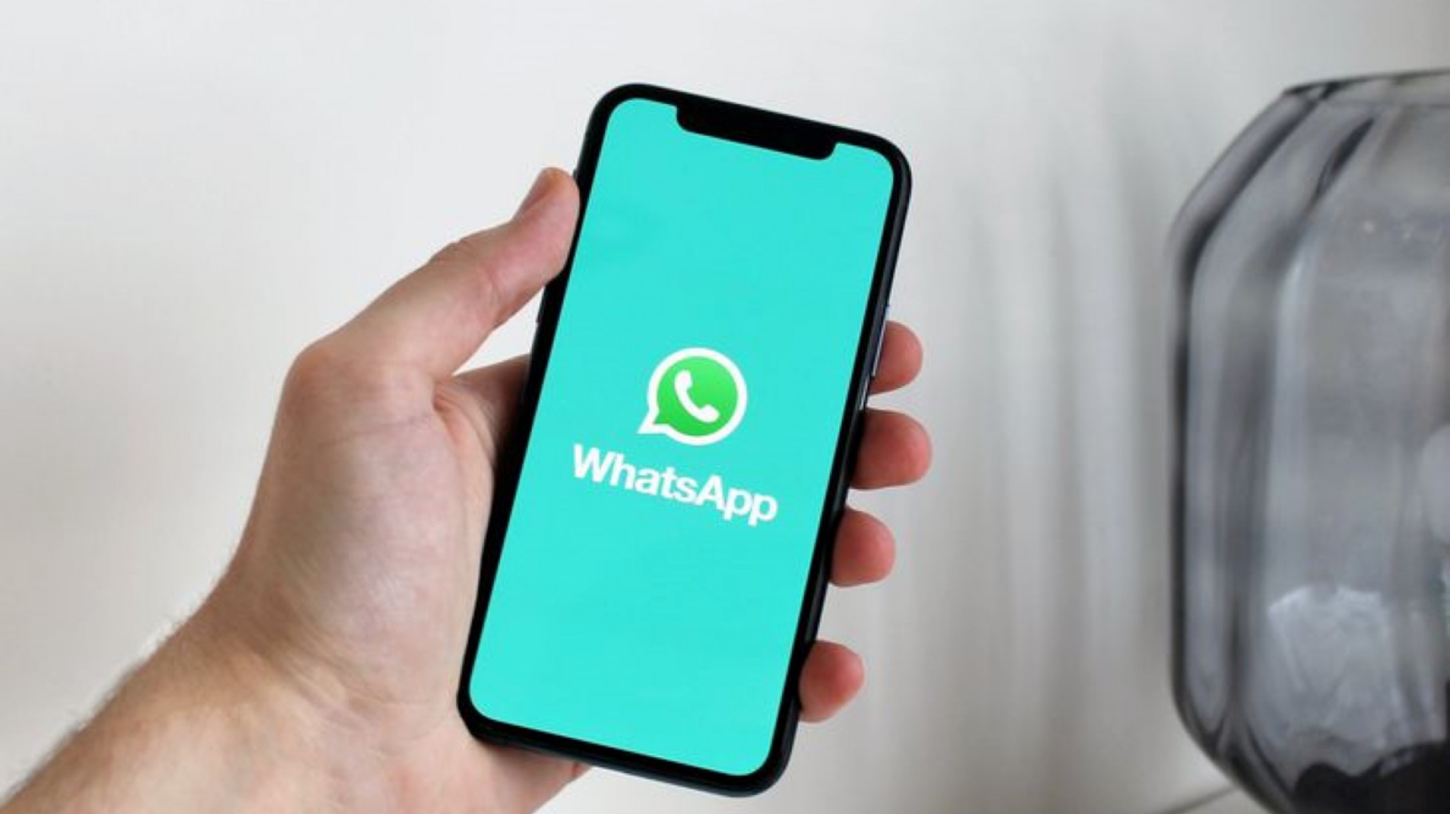 WhatsApp, Facebook e Instagram “reportan fallas”