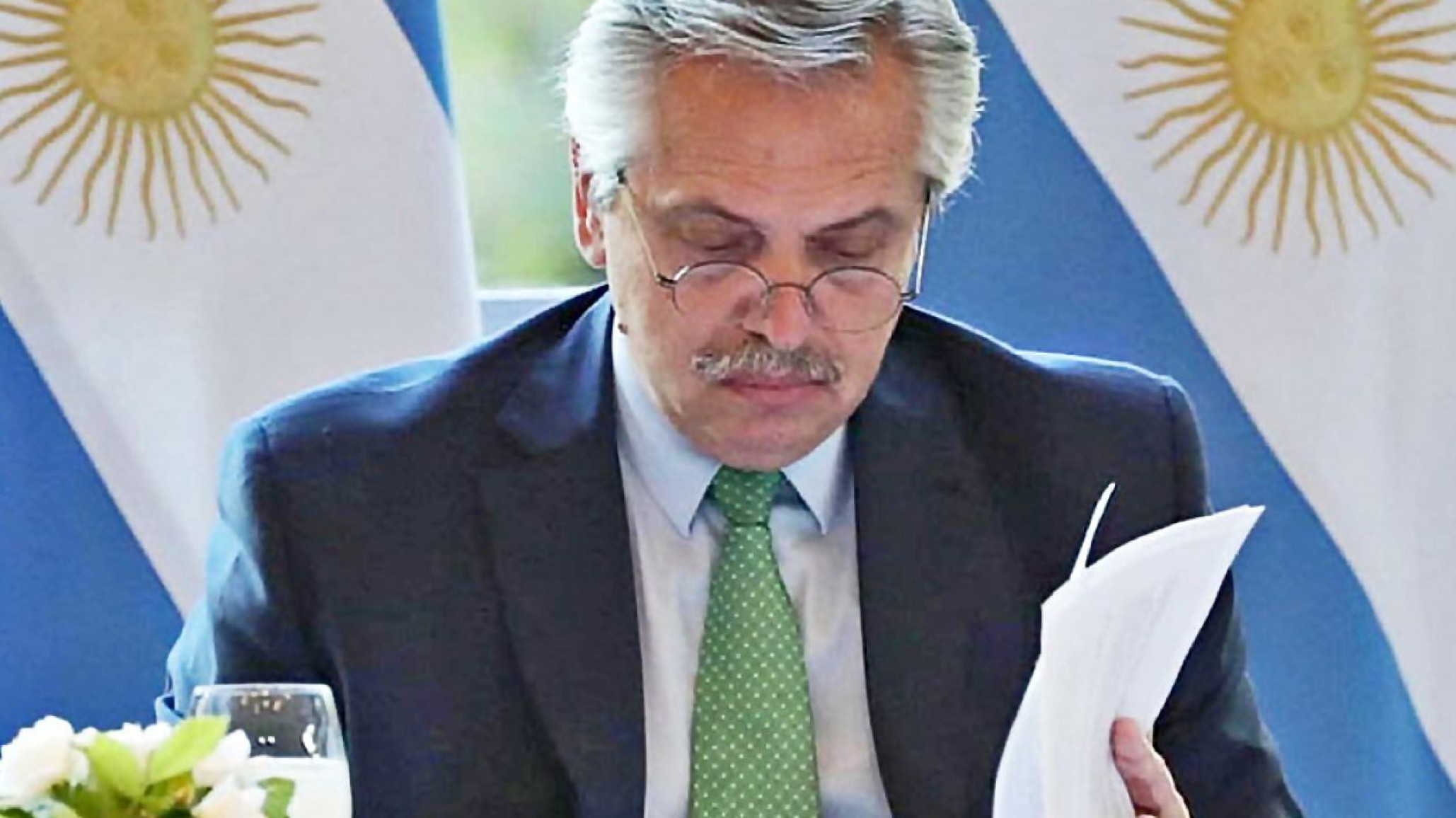 Fernández anuncia modificaciones en el impuesto a las Ganancias