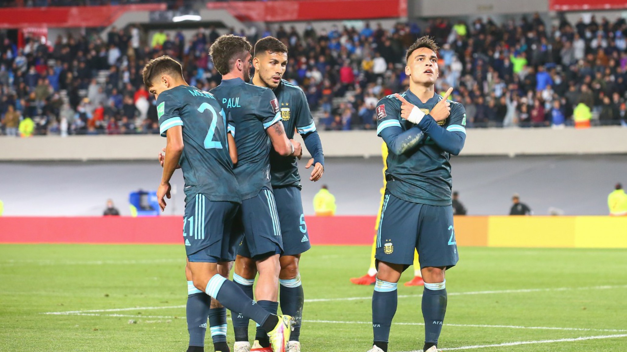 La Selección argentina le ganó a Perú con gol de Lautaro Martínez