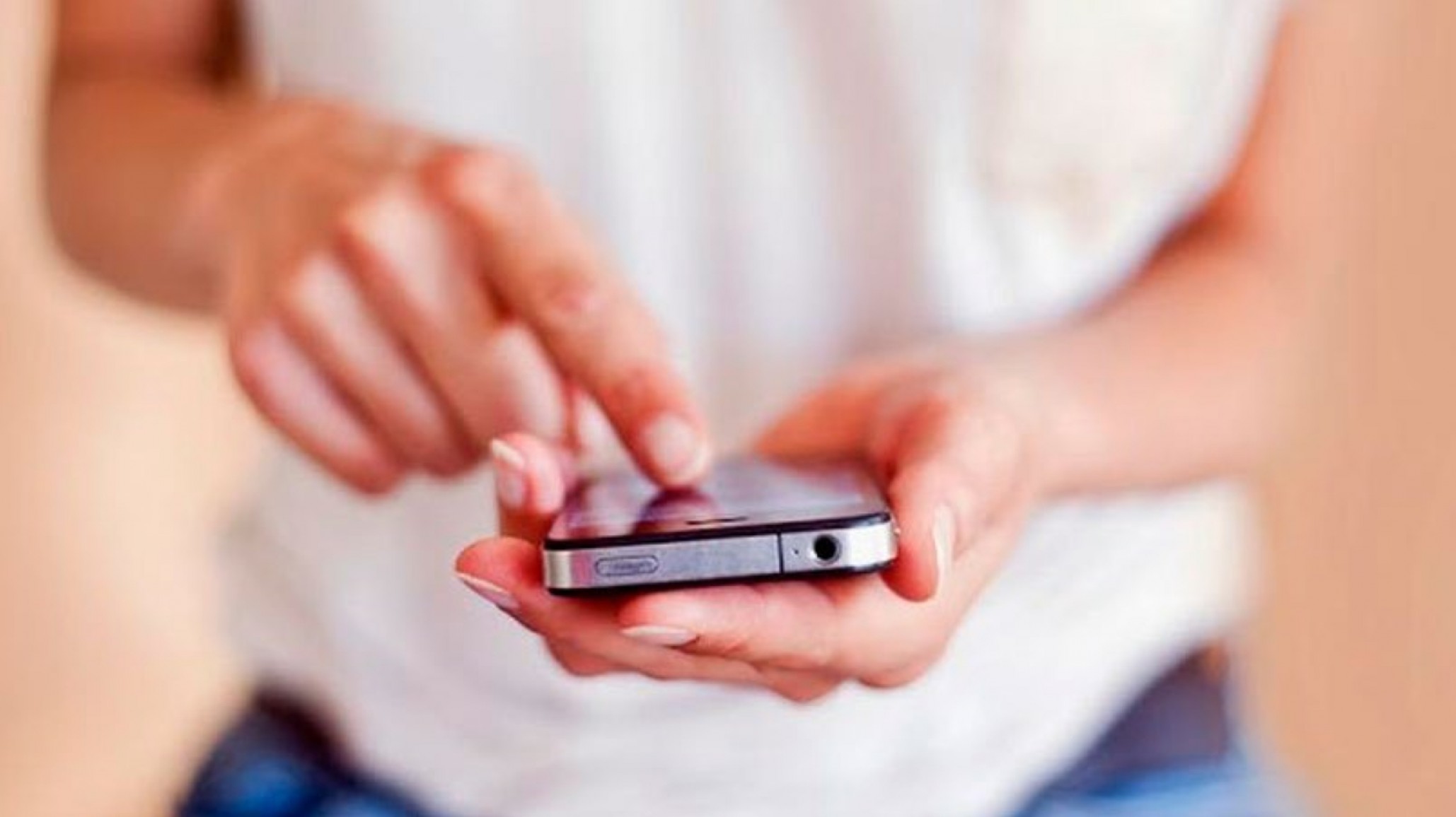 Tenía prohibición de acercamiento, fue a la casa de su ex y le quitó el celular