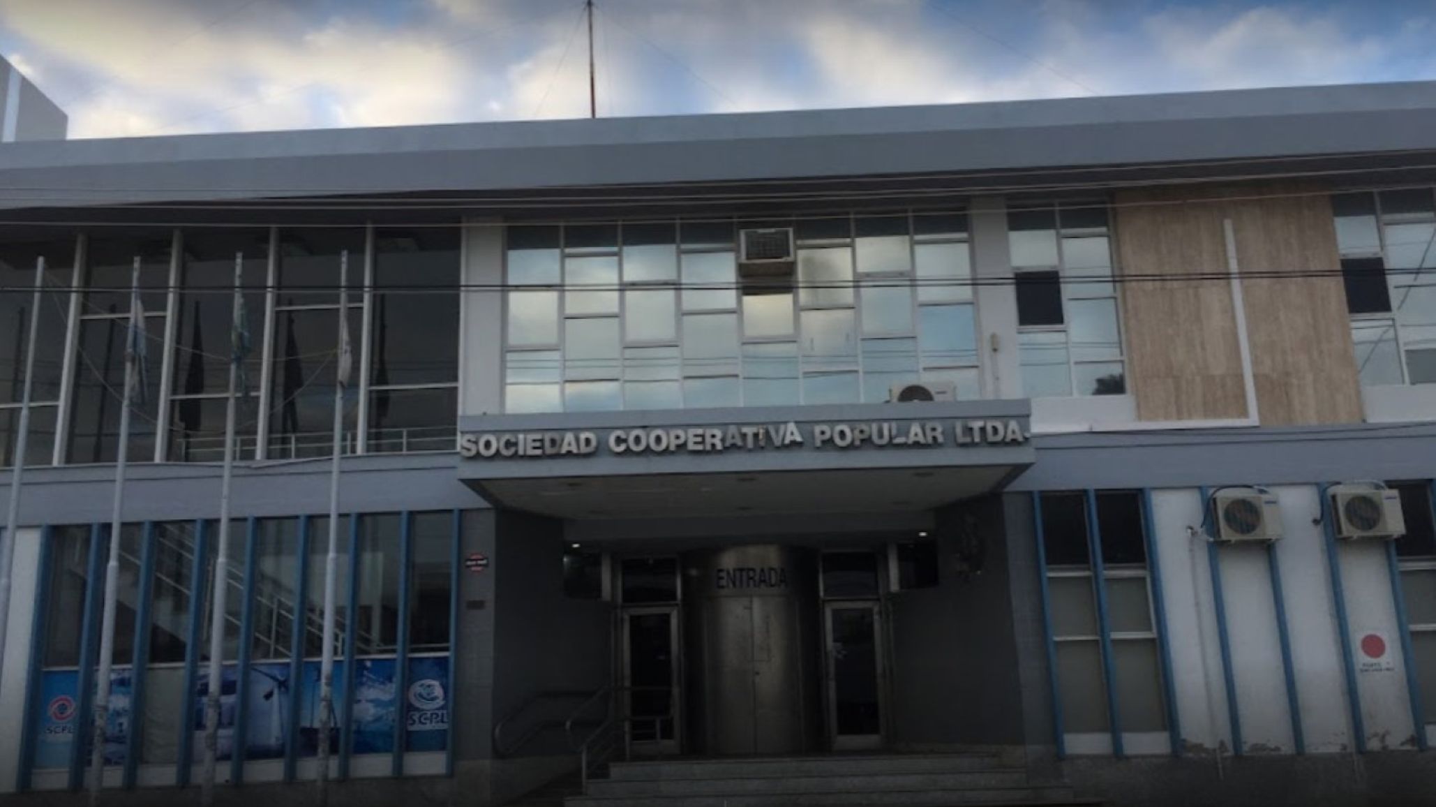 La SCPL suspendió la atención al público y reforzó guardias por el alerta roja de viento