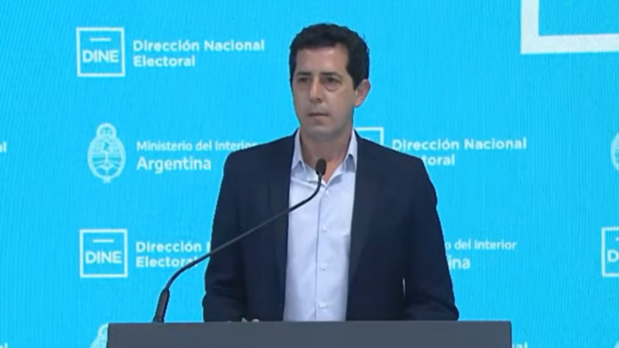 Primeros datos oficiales: “Ya tenemos un alto porcentaje de mesas escrutadas”, dijo de Pedro