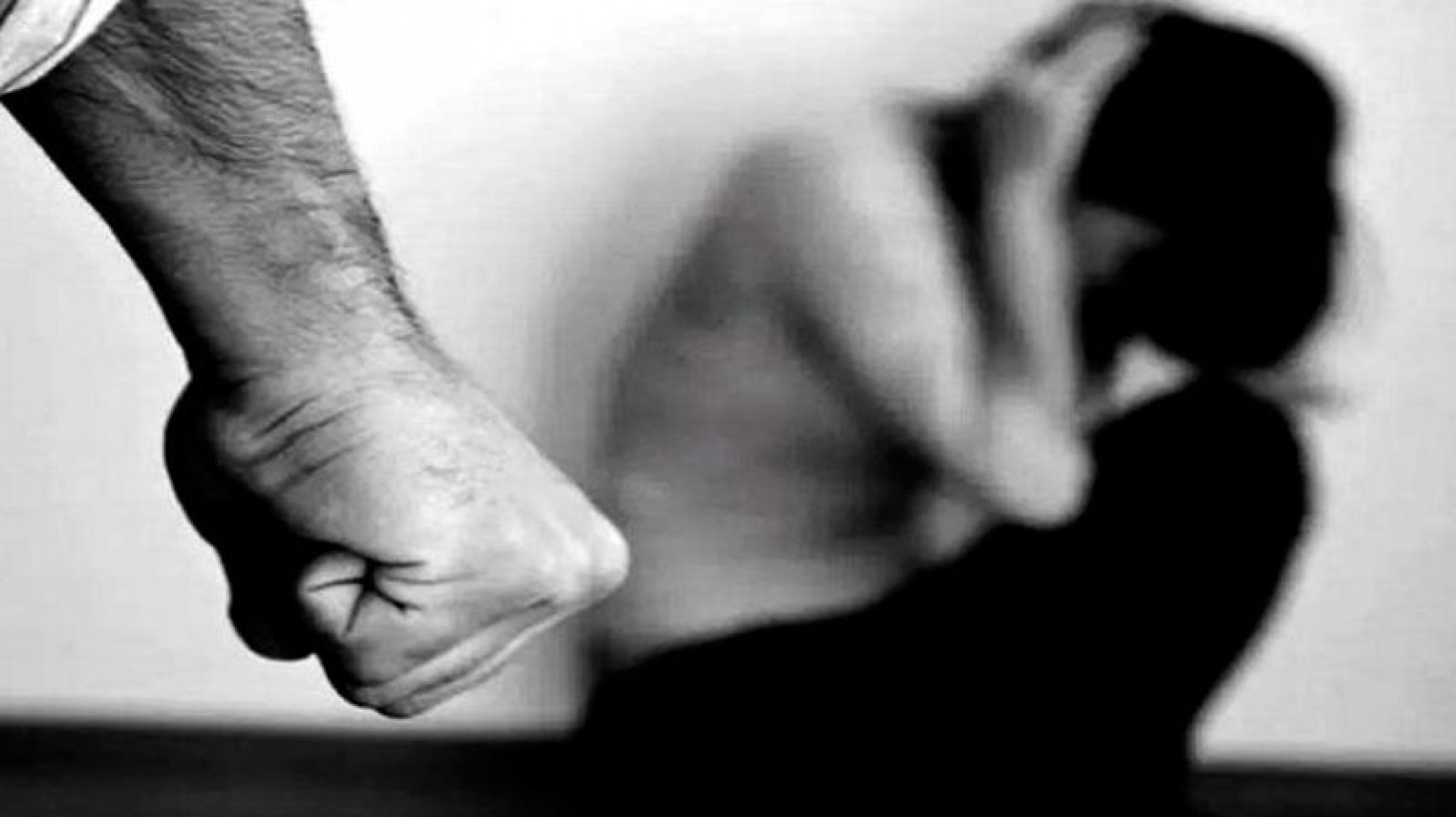 Golpeó y amenazó de muerte a su ex pareja, tenía orden de alejamiento