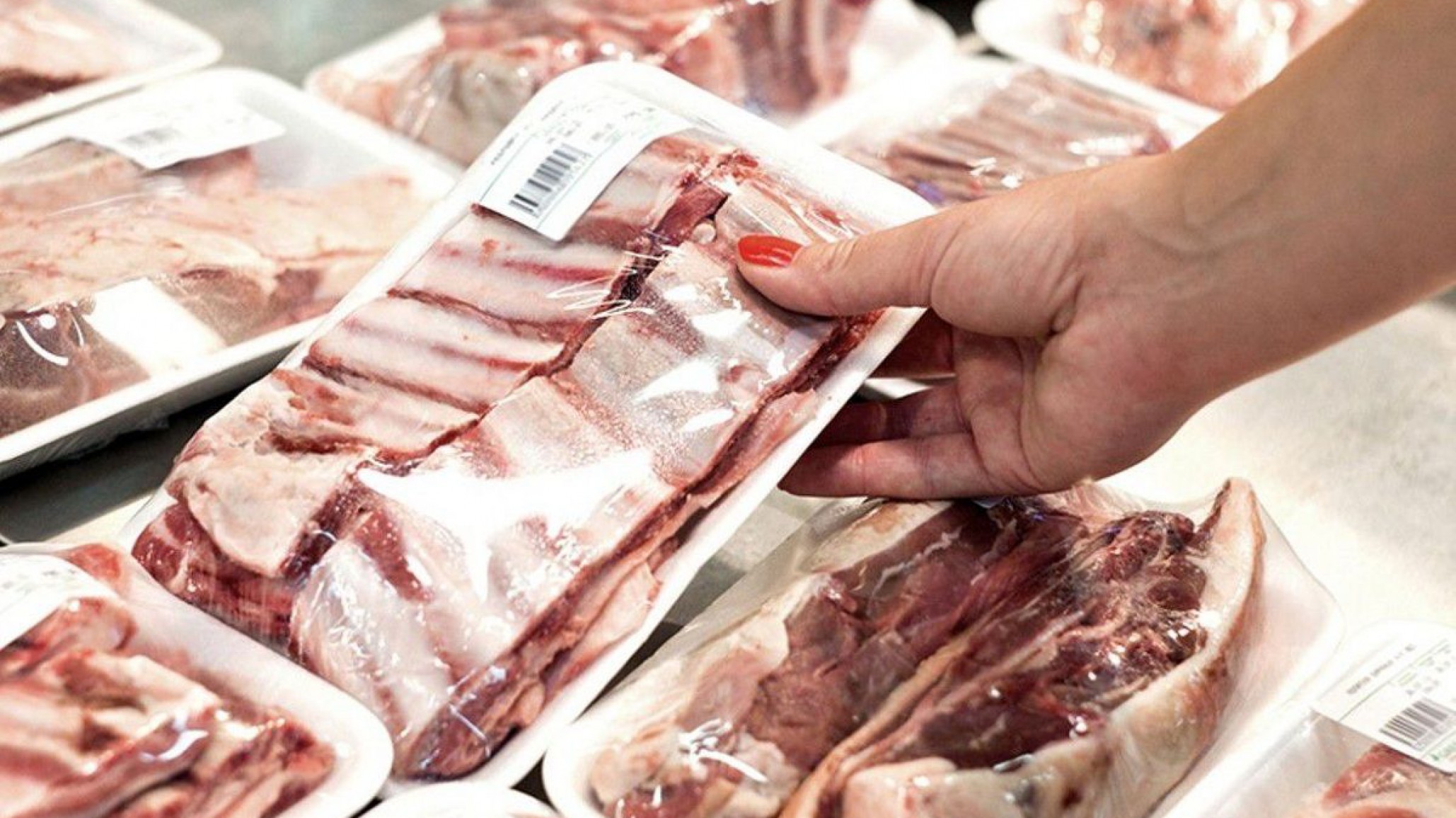 El Gobierno acordó con frigoríficos bajar los precios de cinco cortes de carne para Navidad y Año Nuevo