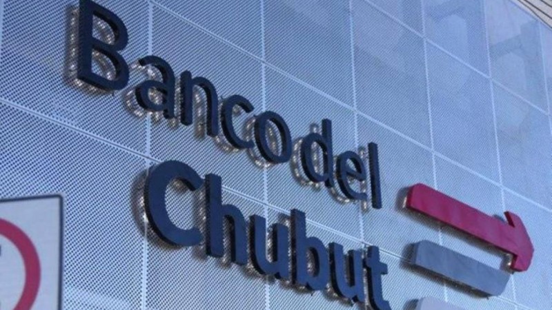 Temporal extremo en Comodoro: varios bancos no abren al público y otros trabajan con precaución
