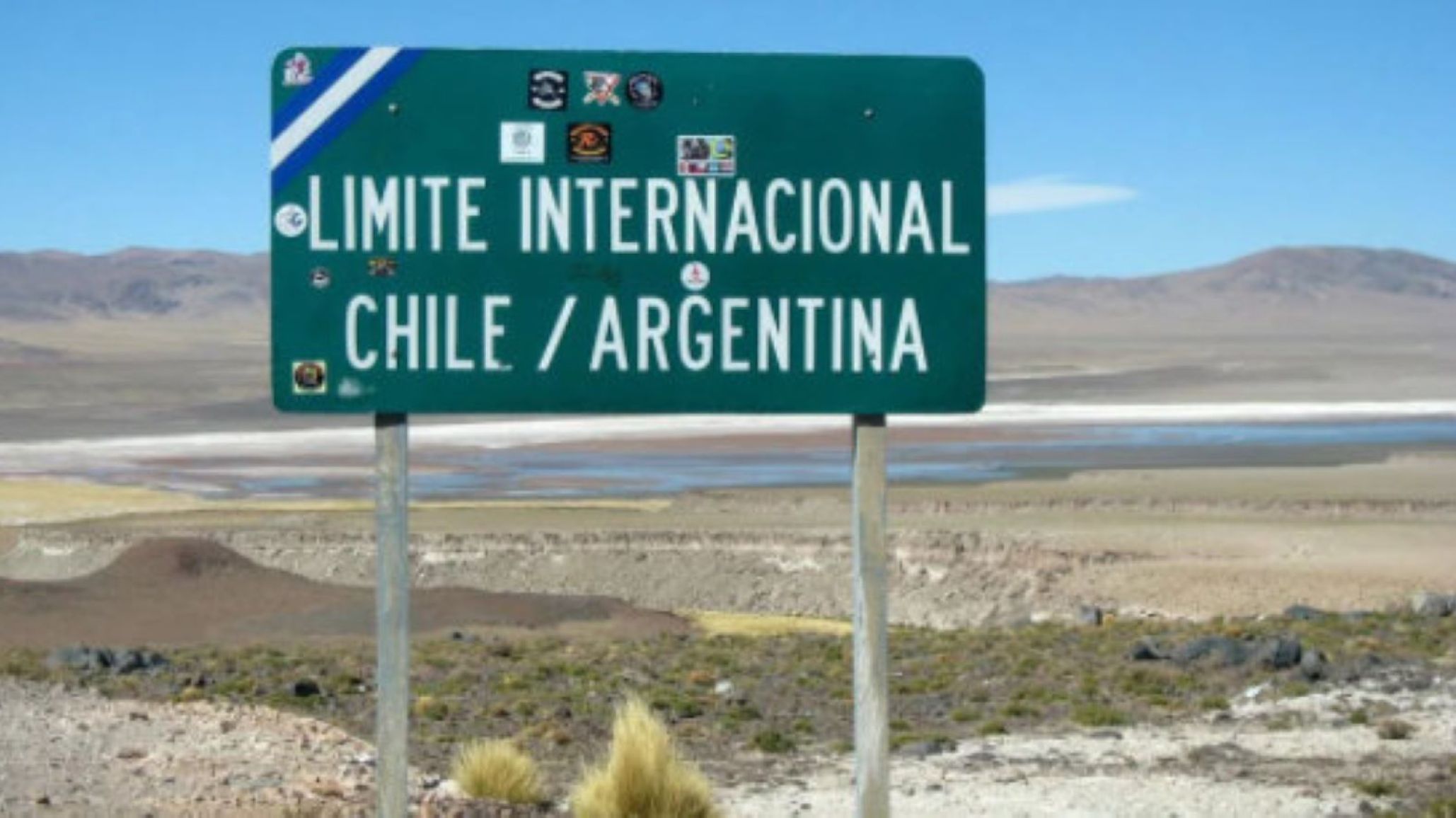“Hay que tener un seguro de 30.000 dólares para ir a Chile porque no hay salud pública” advirtió Puratich