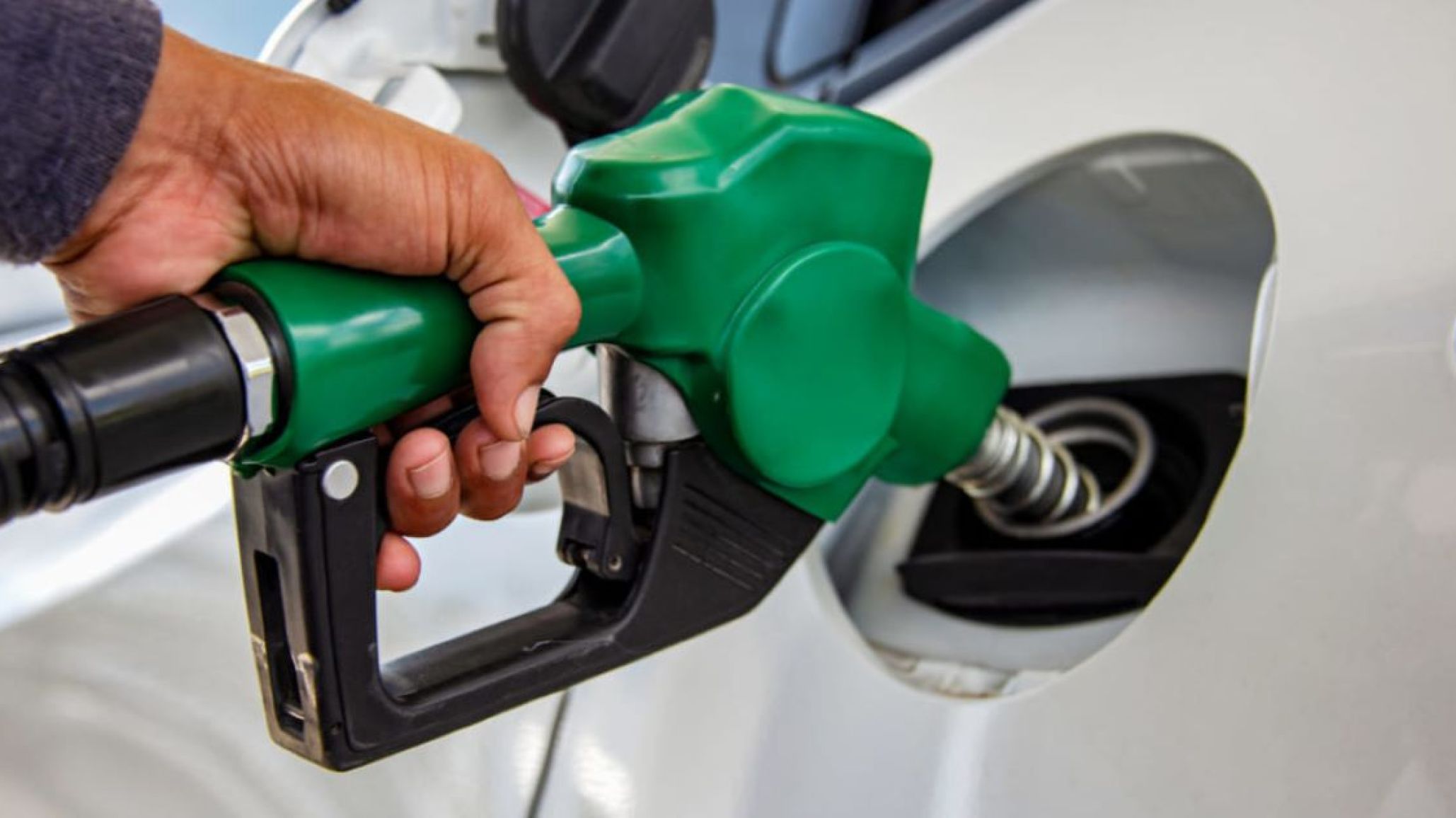 Aumento de combustibles: YPF sube un 1,75% los precios