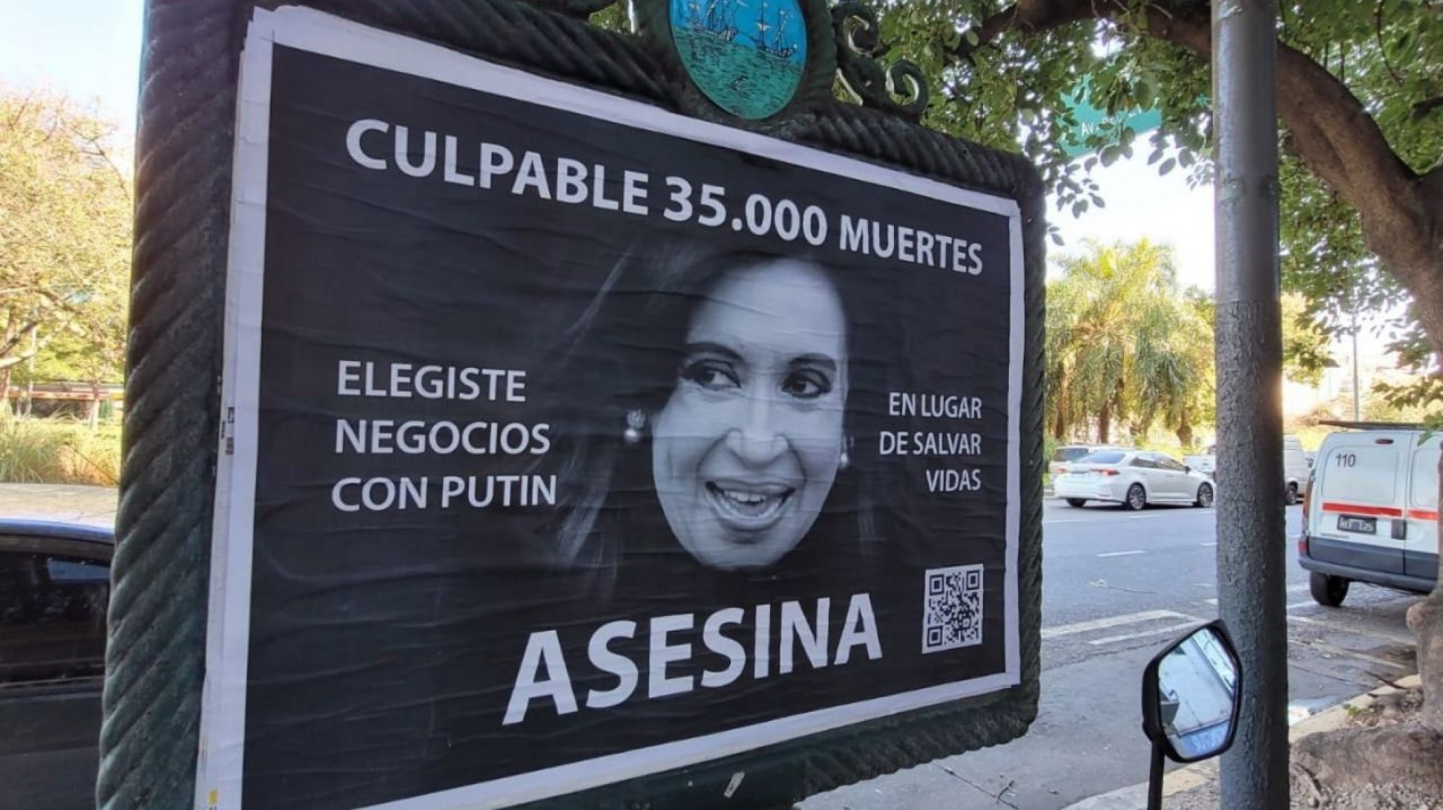 Detuvieron a un hombre y hay cuatro imputados por colocar los afiches contra CFK: Uno fue candidato a concejal de Morón
