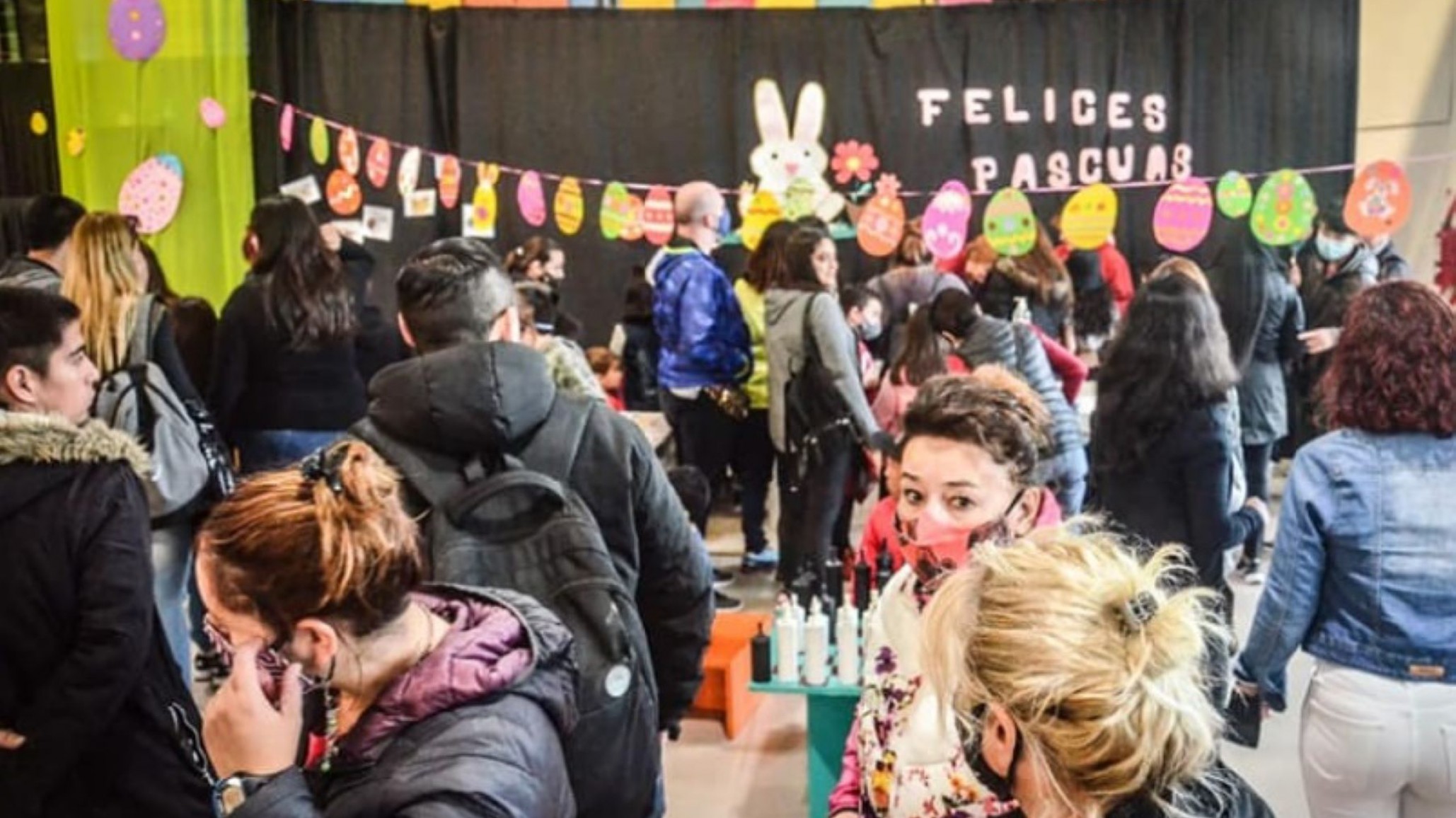En el Centro Cultural sigue la Feria ?Especial Pascuas?